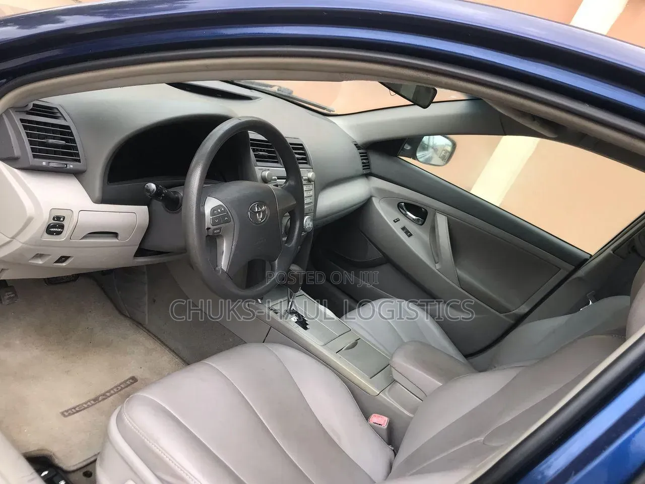 Toyota Camry Base 4dr Sedan (2.5L 4cyl 6M) 2011 Blue