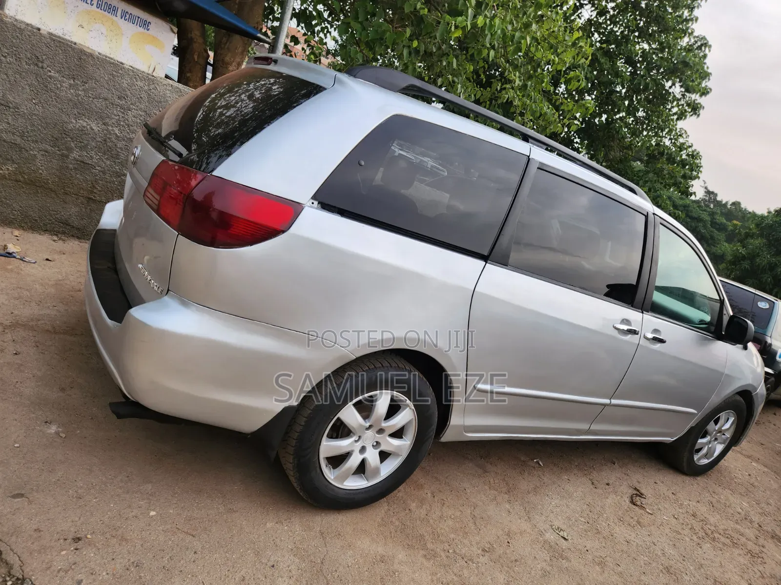 Toyota Sienna LE AWD 2005 Silver