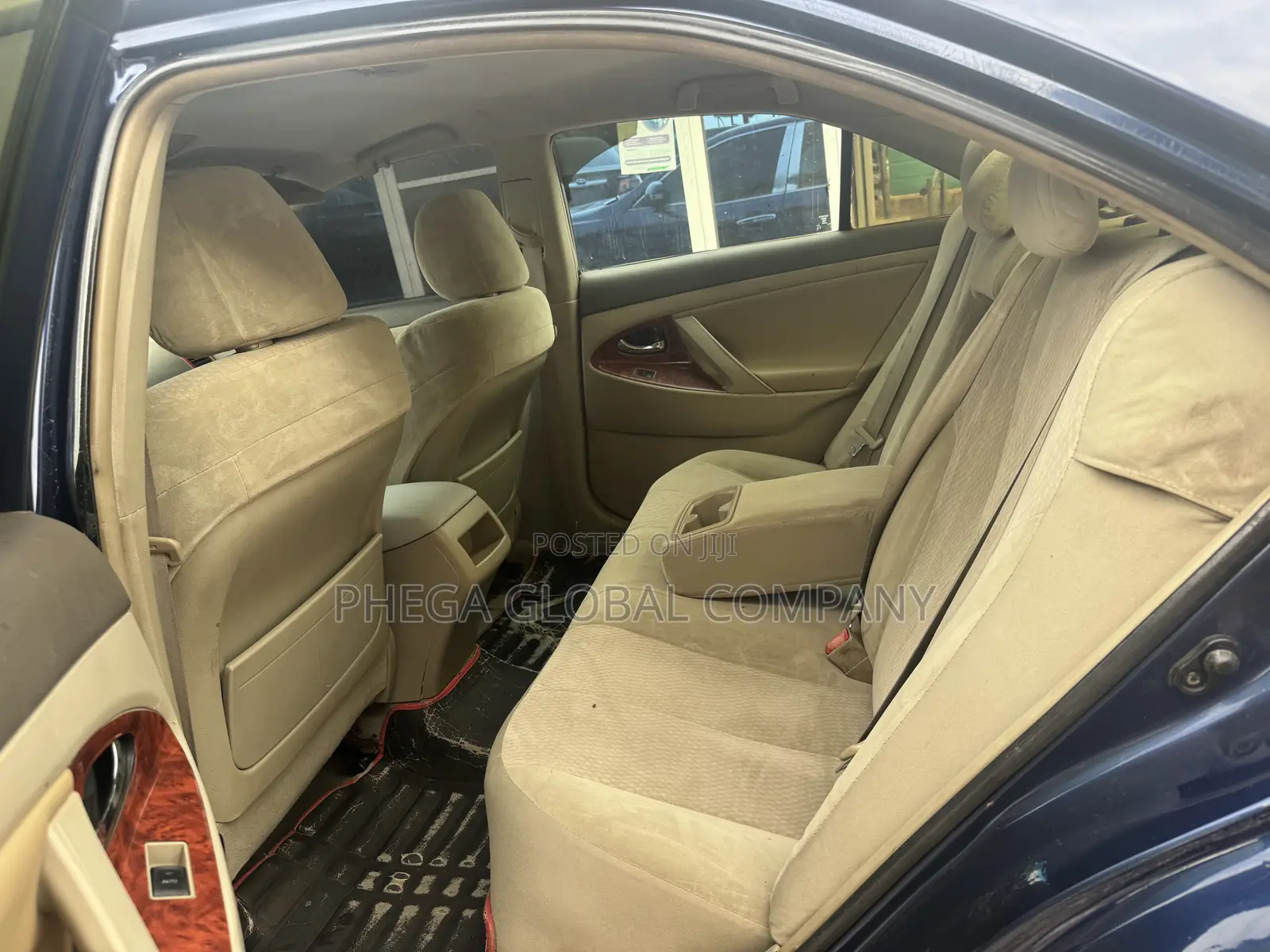 Toyota Camry LE 4dr Sedan (2.5L 4cyl 6AM) 2010 Blue