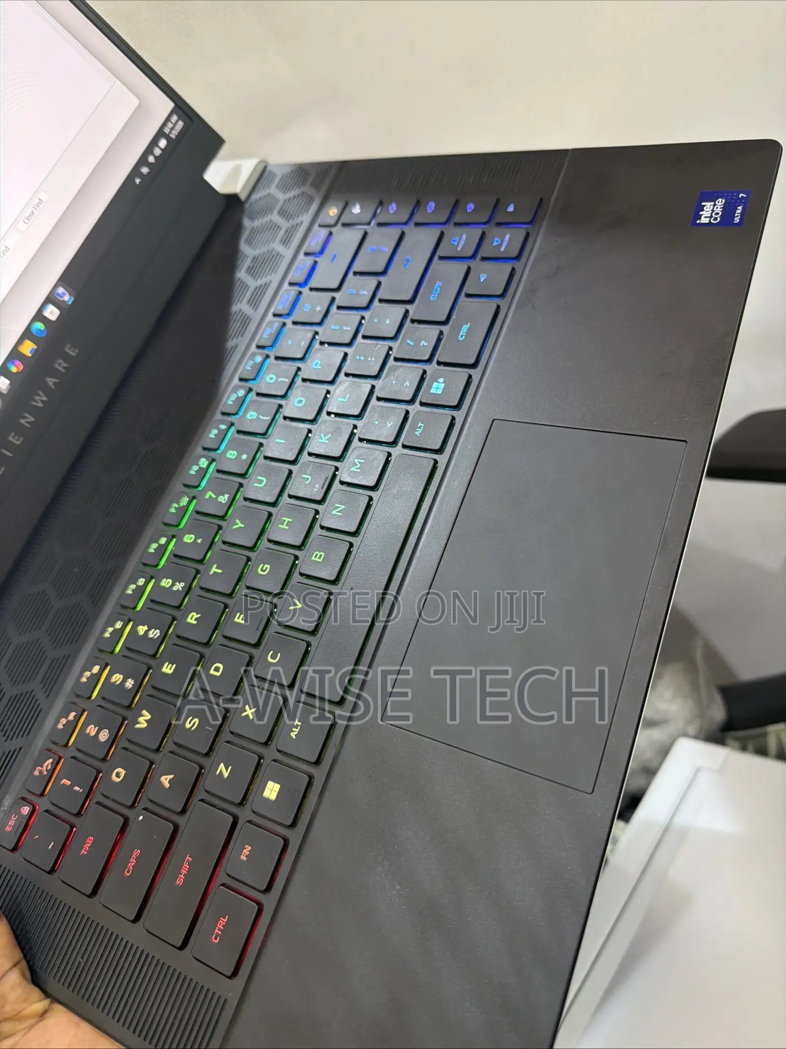 New Laptop Alienware X16 R2 16GB Intel Core Ultra 7 SSD 1T