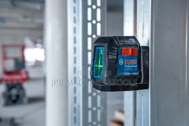 Horizontal and Vertical G Laser Level Bosch With Wall Mount GLL 12-22g
