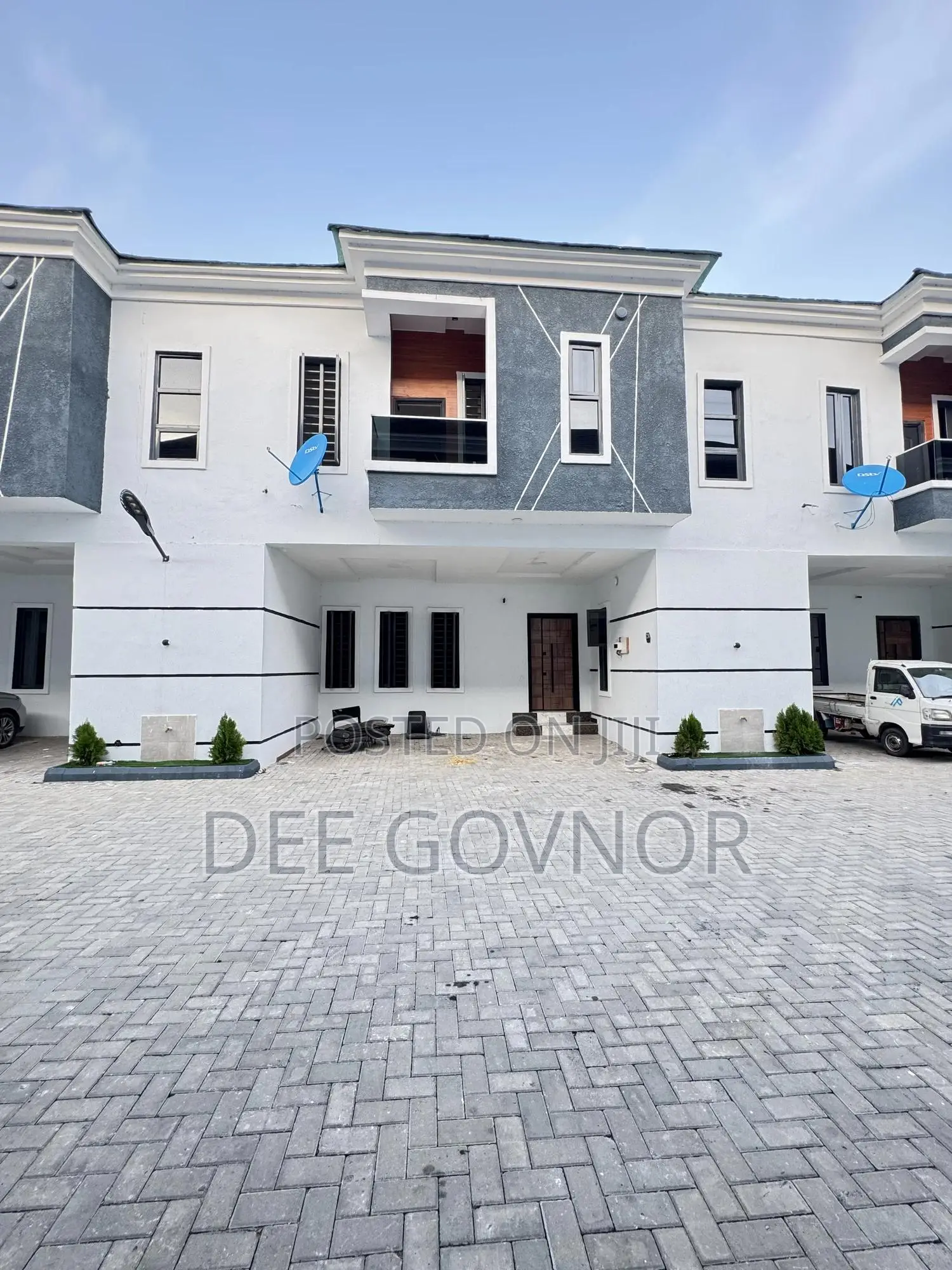 3bdrm Townhouse/Terrace in Woodland, Ilaje / Lekki for sale