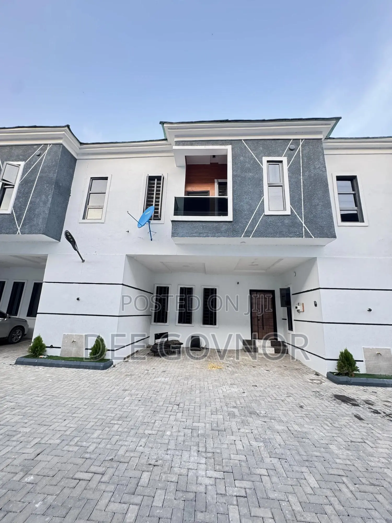 3bdrm Townhouse/Terrace in Woodland, Ilaje / Lekki for sale
