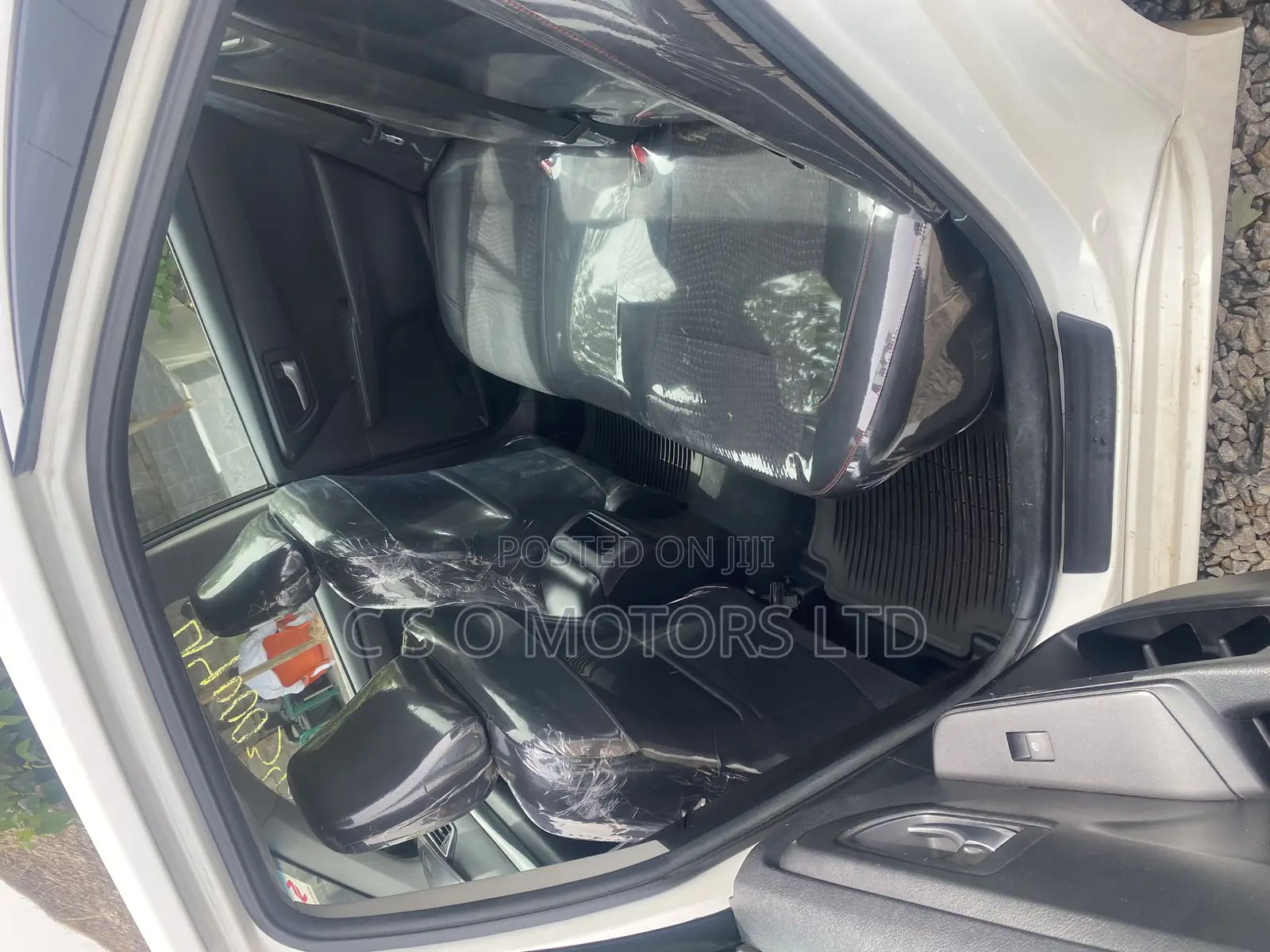 Toyota Camry SE 4dr Sedan (2.5L 4cyl 6A) 2015 White