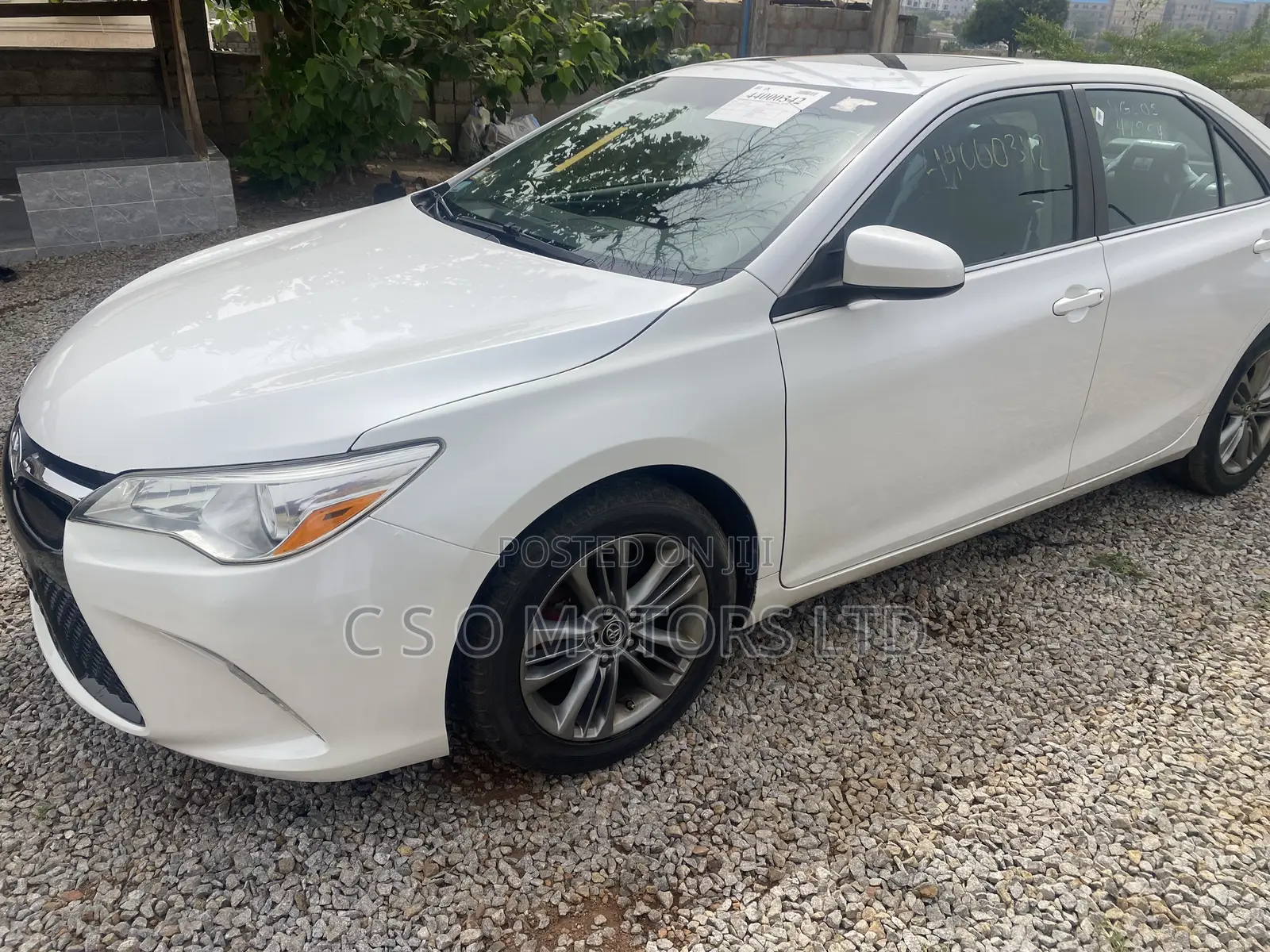 Toyota Camry SE 4dr Sedan (2.5L 4cyl 6A) 2015 White