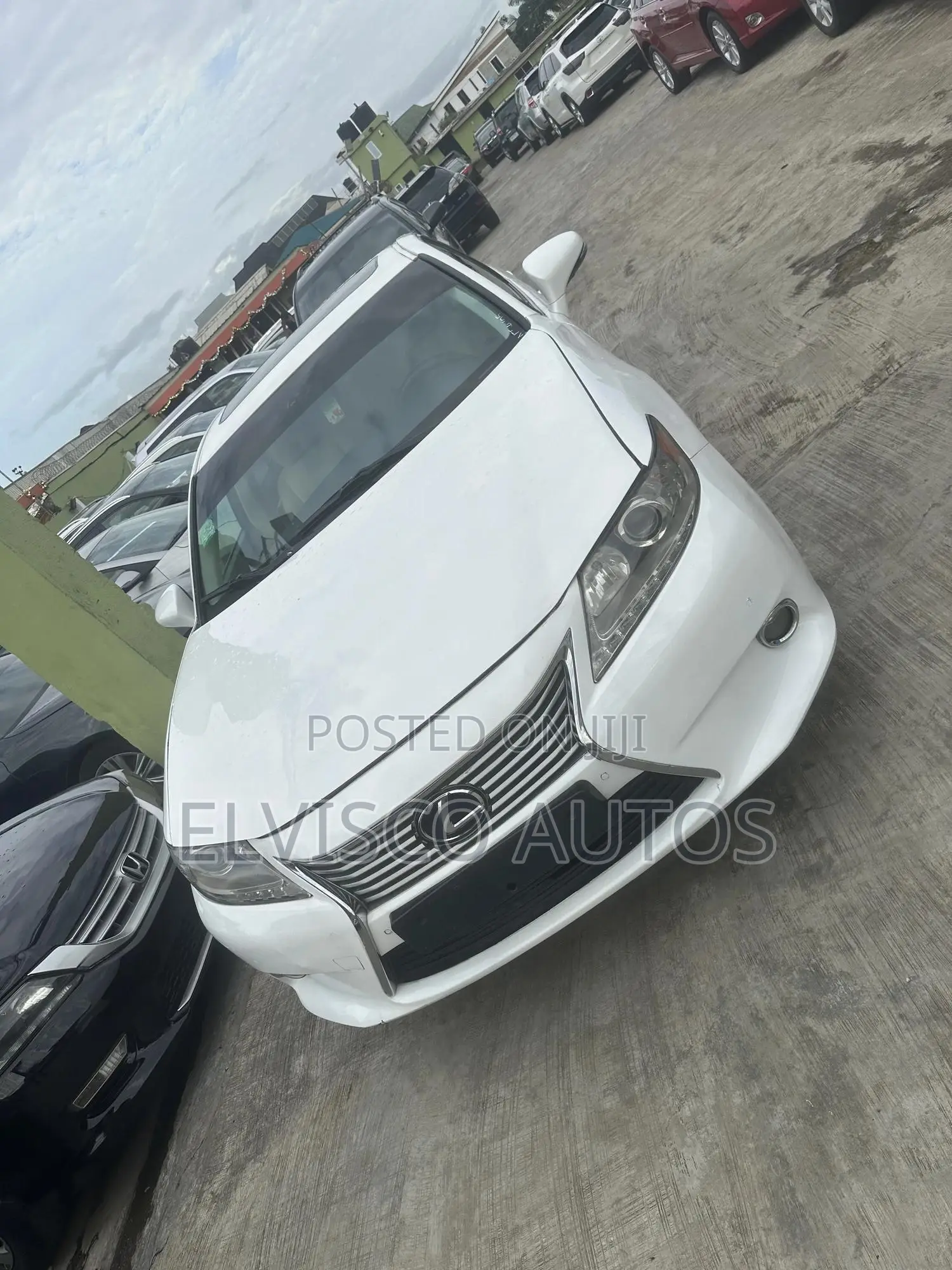Lexus ES 350 FWD 2013 White
