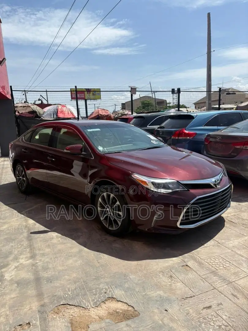 Toyota Avalon 2017 Red