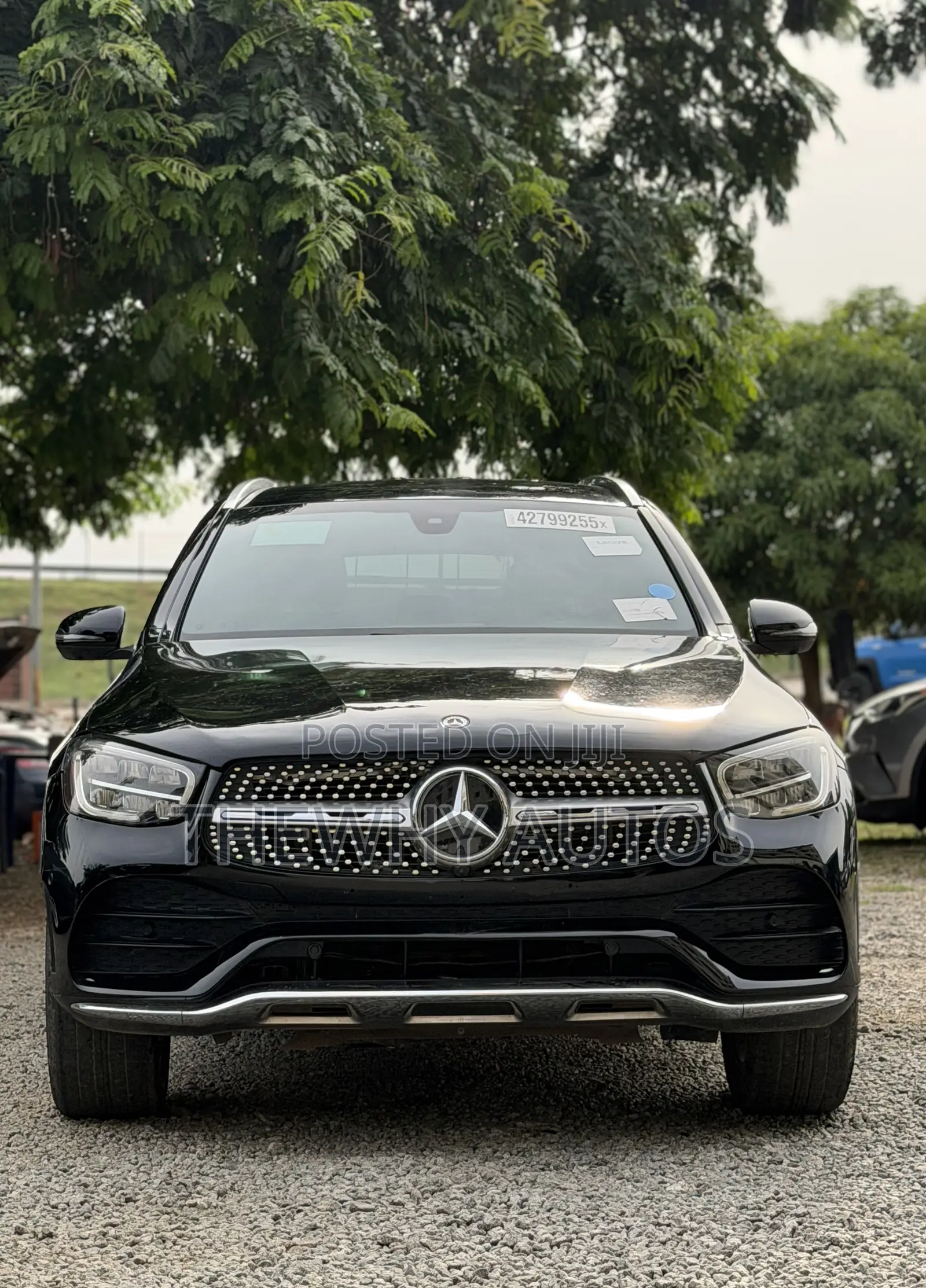 Mercedes-Benz GLC-Class GLC 300 2023 Black