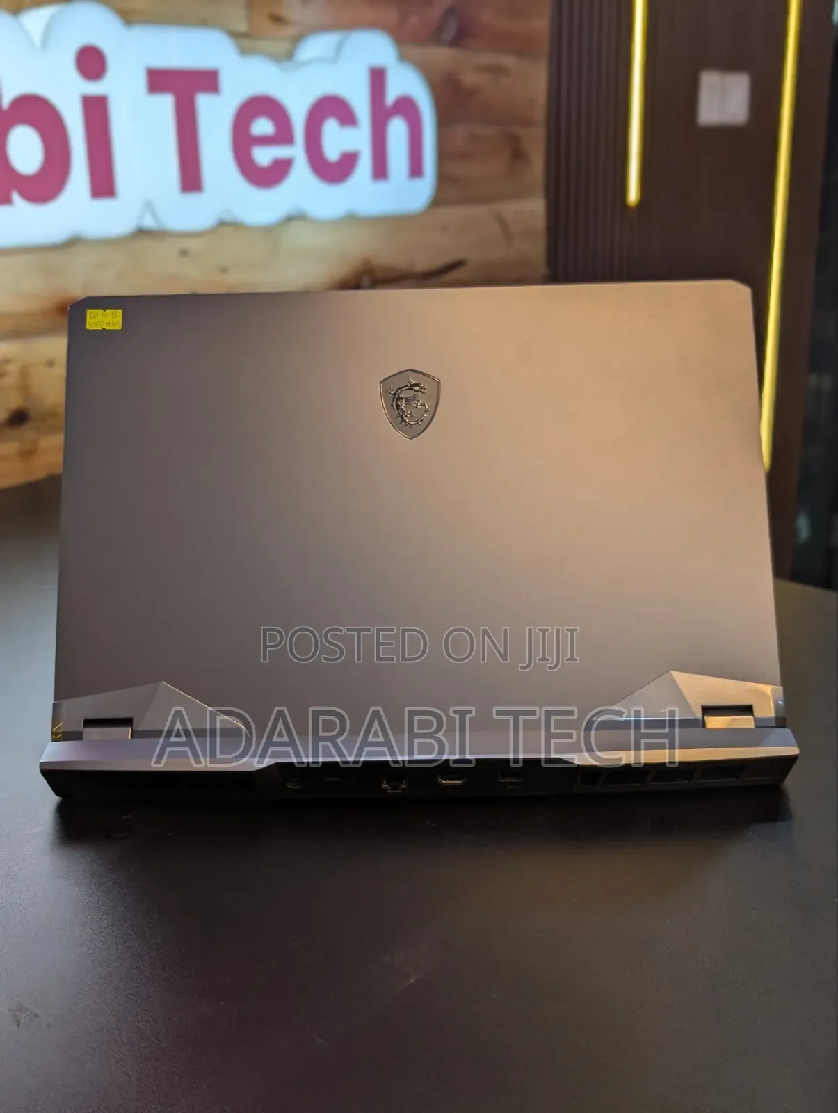 Laptop MSI Raider GE76 12UGS 16GB Intel Core i7 SSD 1T