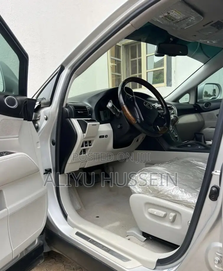 Lexus RX 2011 Silver