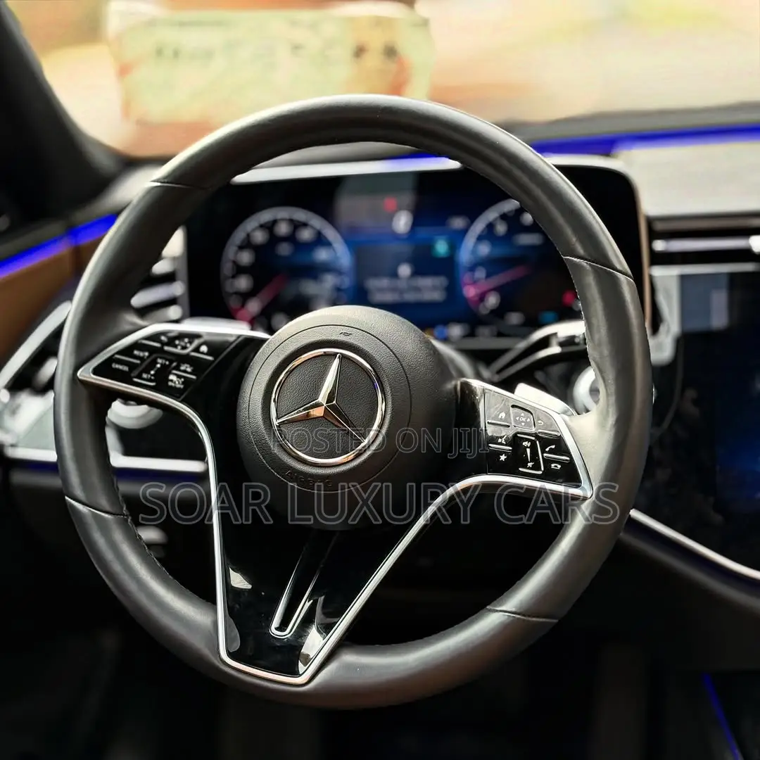 Mercedes-Benz E350 2025 Black