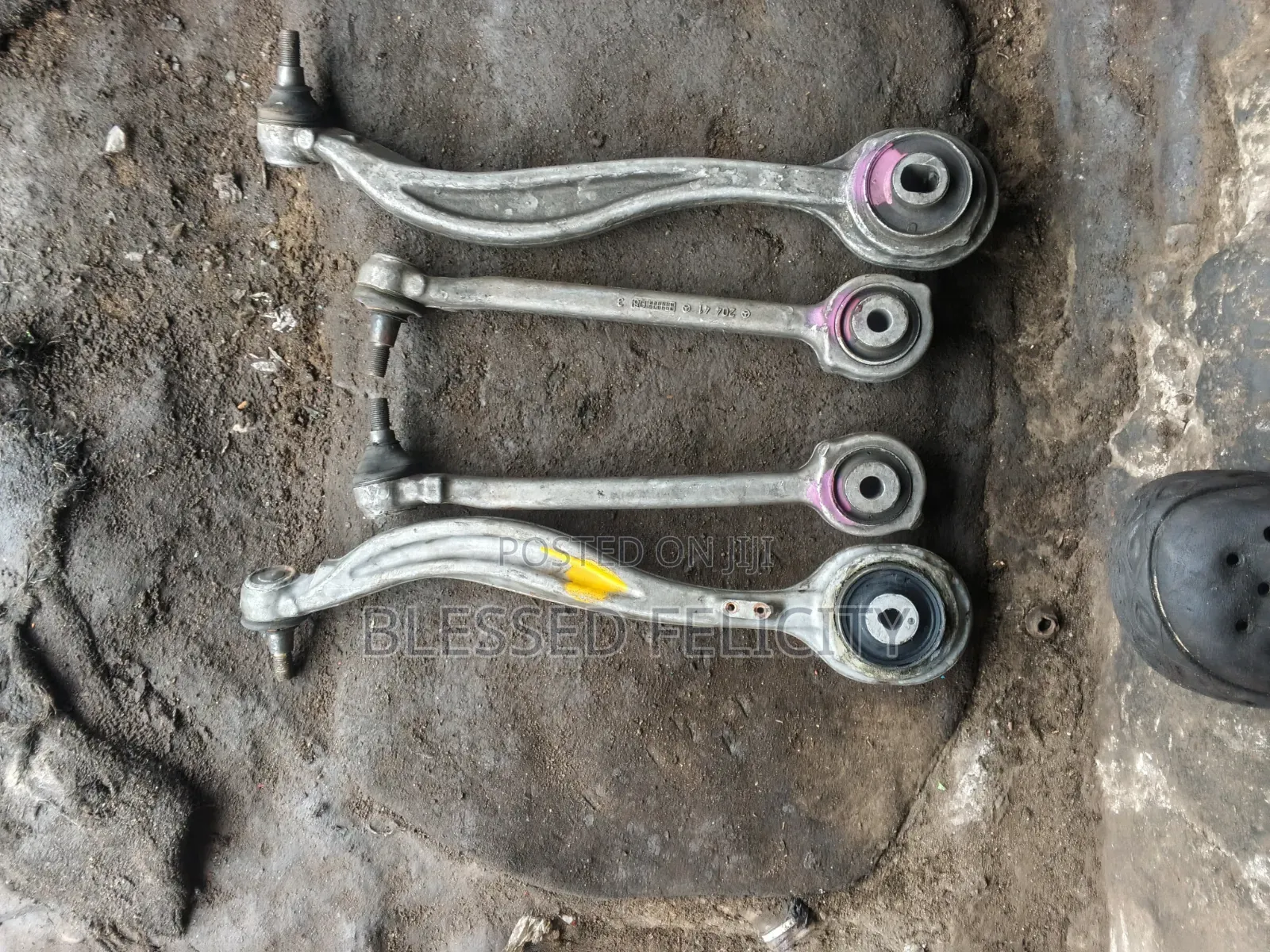 Lower Arm GLK