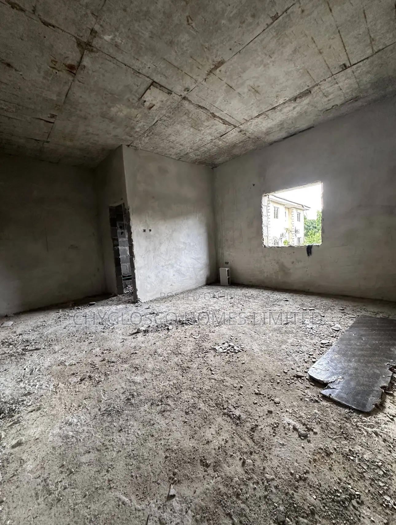 1bdrm Apartment in GRA Phase 2 / Port-Harcourt for sale
