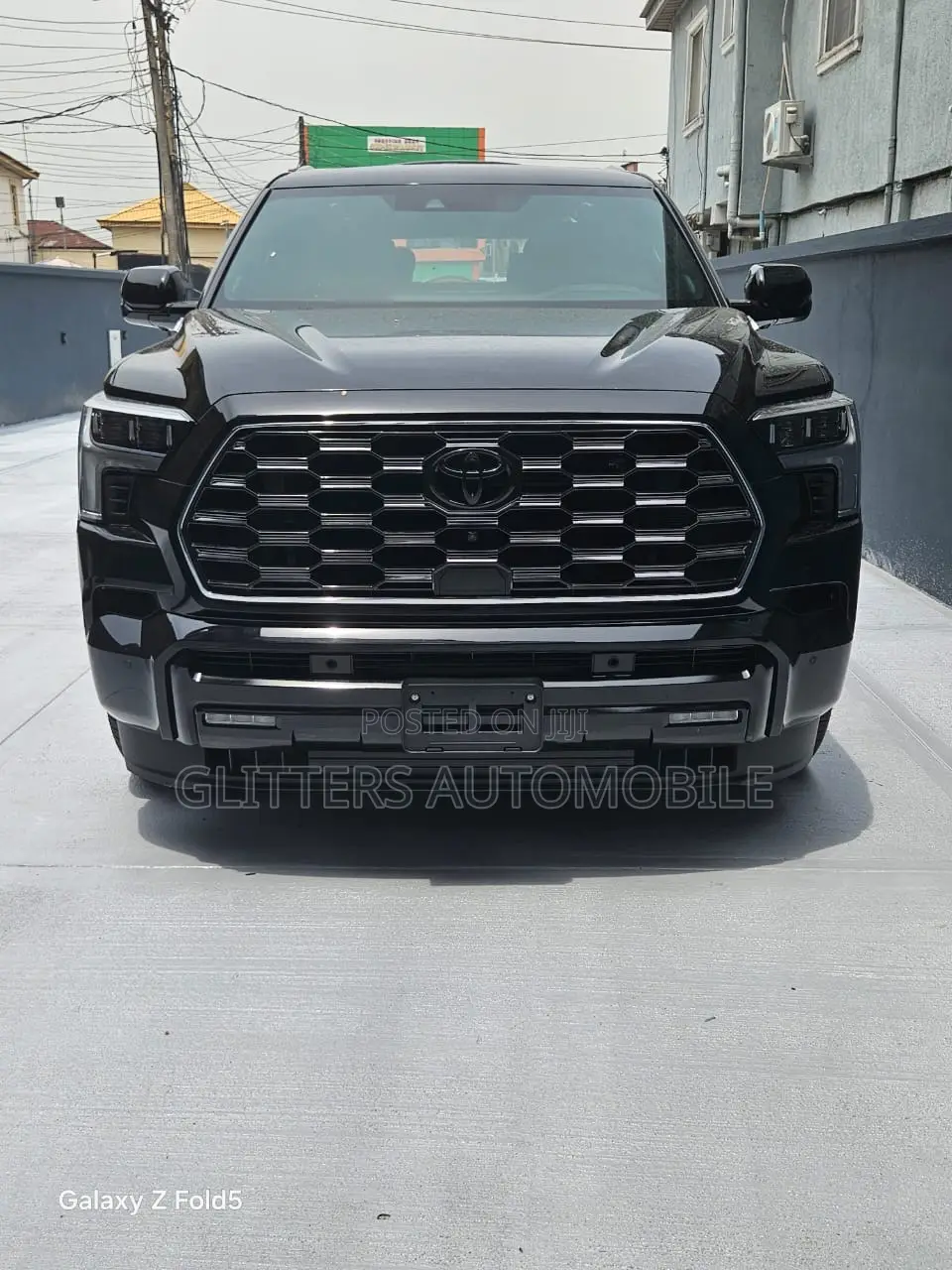Toyota Sequoia Platinum 4WD 2025 Black