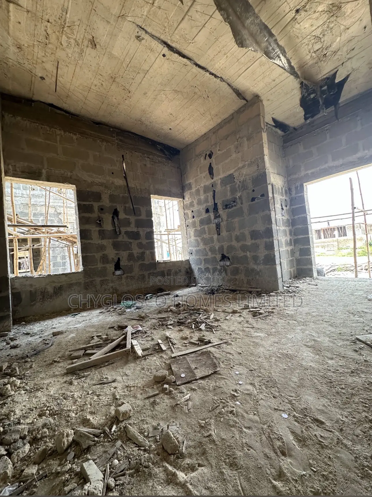 5bdrm Duplex in Apple Gardens Estate, Woji for sale