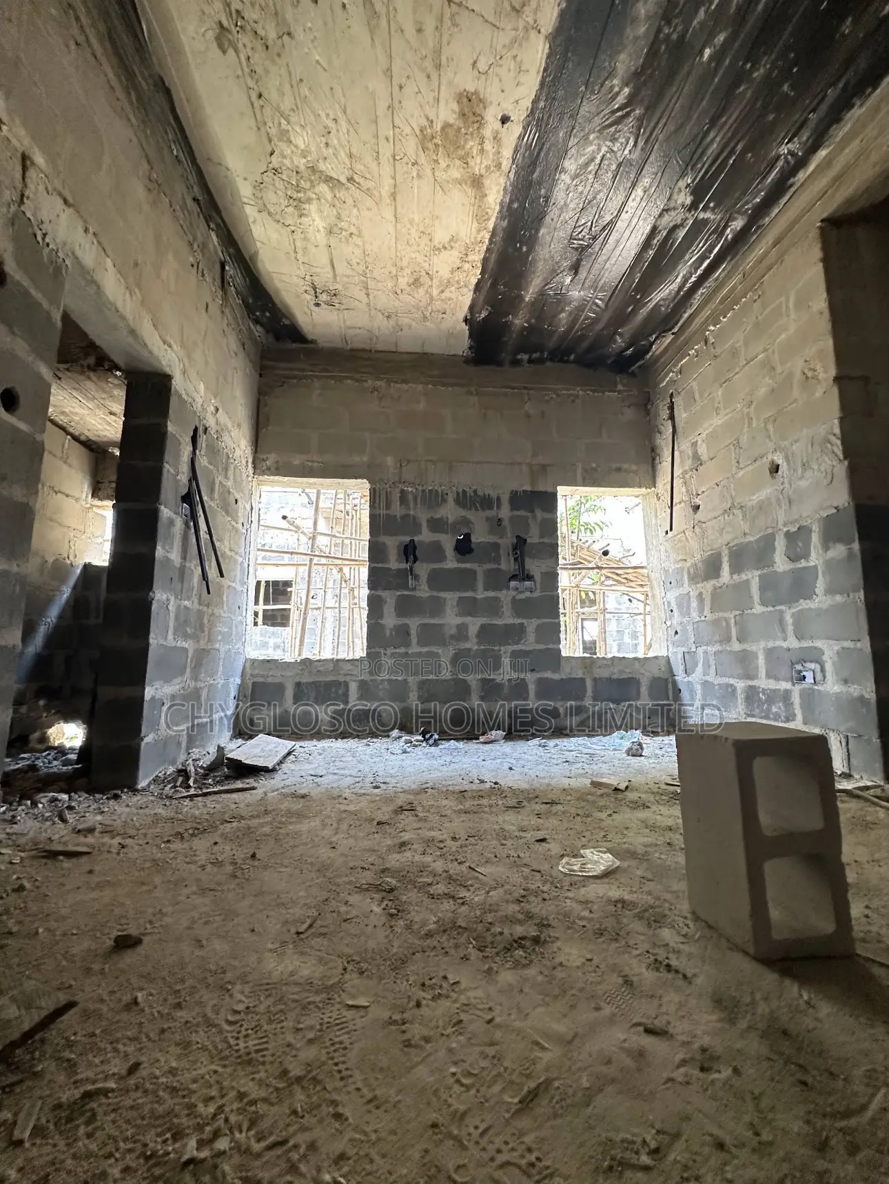 5bdrm Duplex in Apple Gardens Estate, Woji for sale