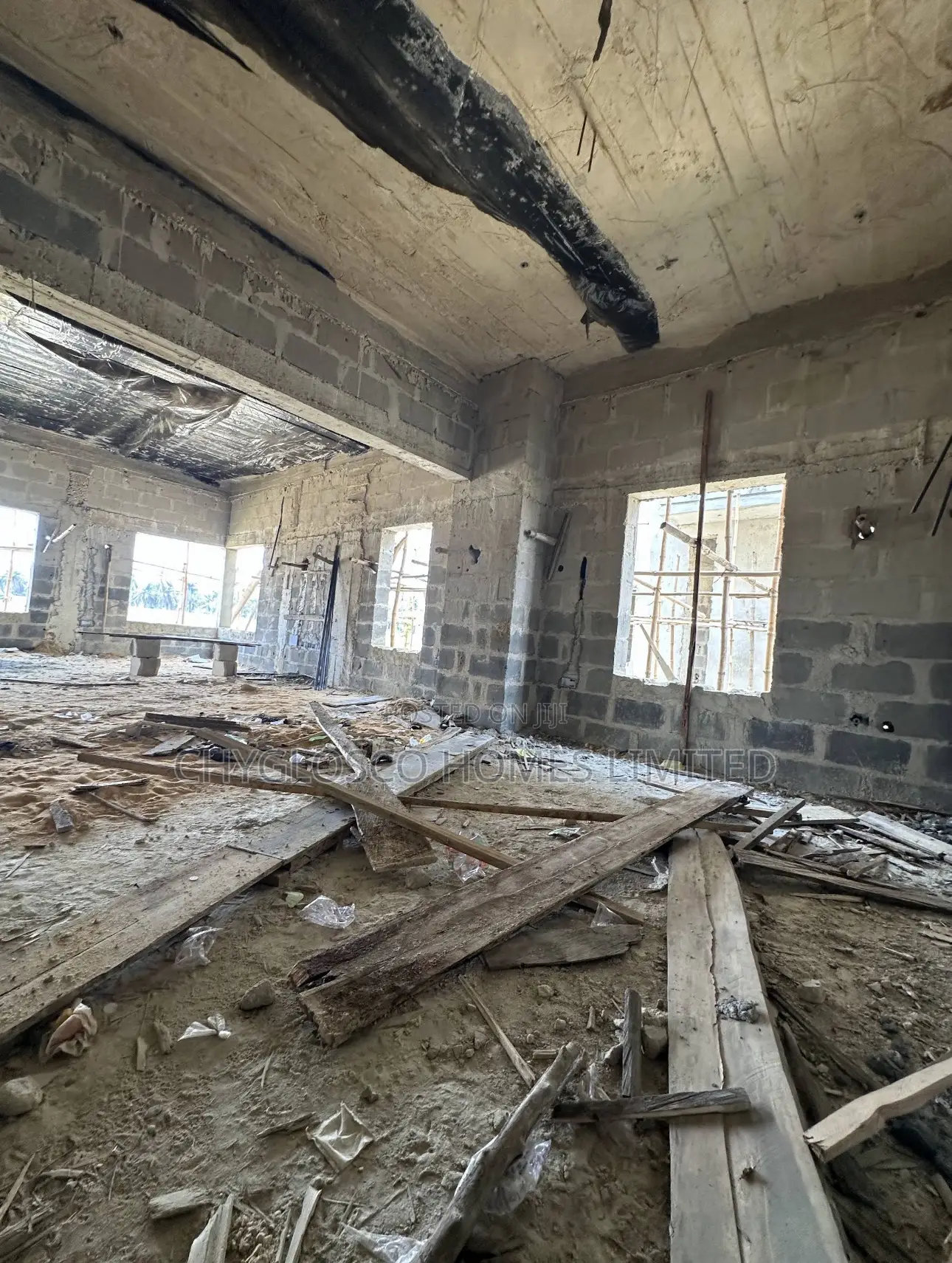5bdrm Duplex in Apple Gardens Estate, Woji for sale