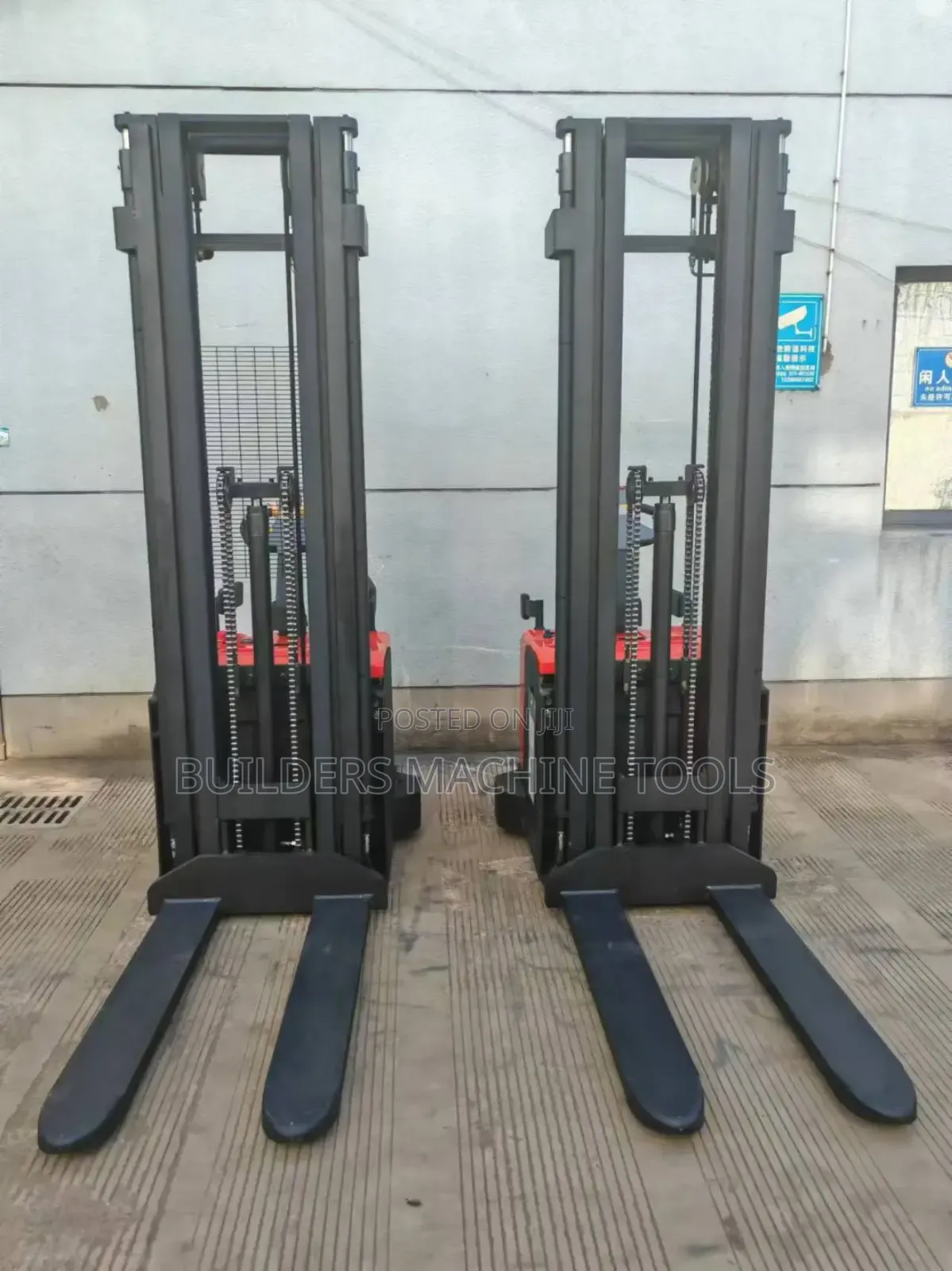 Electric Stacker Forklift 2 Tons 5 Meters Height