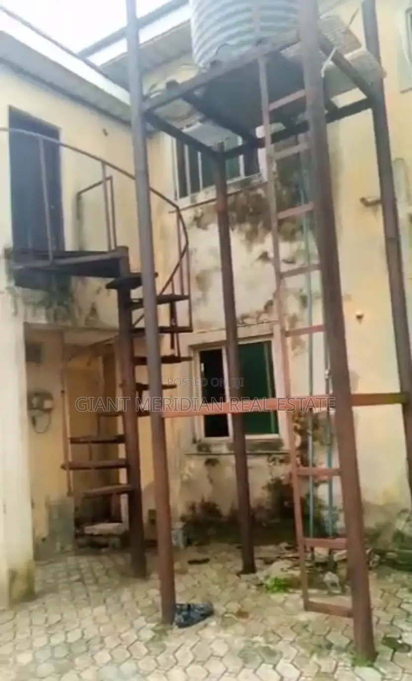 2bdrm Block of Flats in Agip Estate, Obio-Akpor for sale