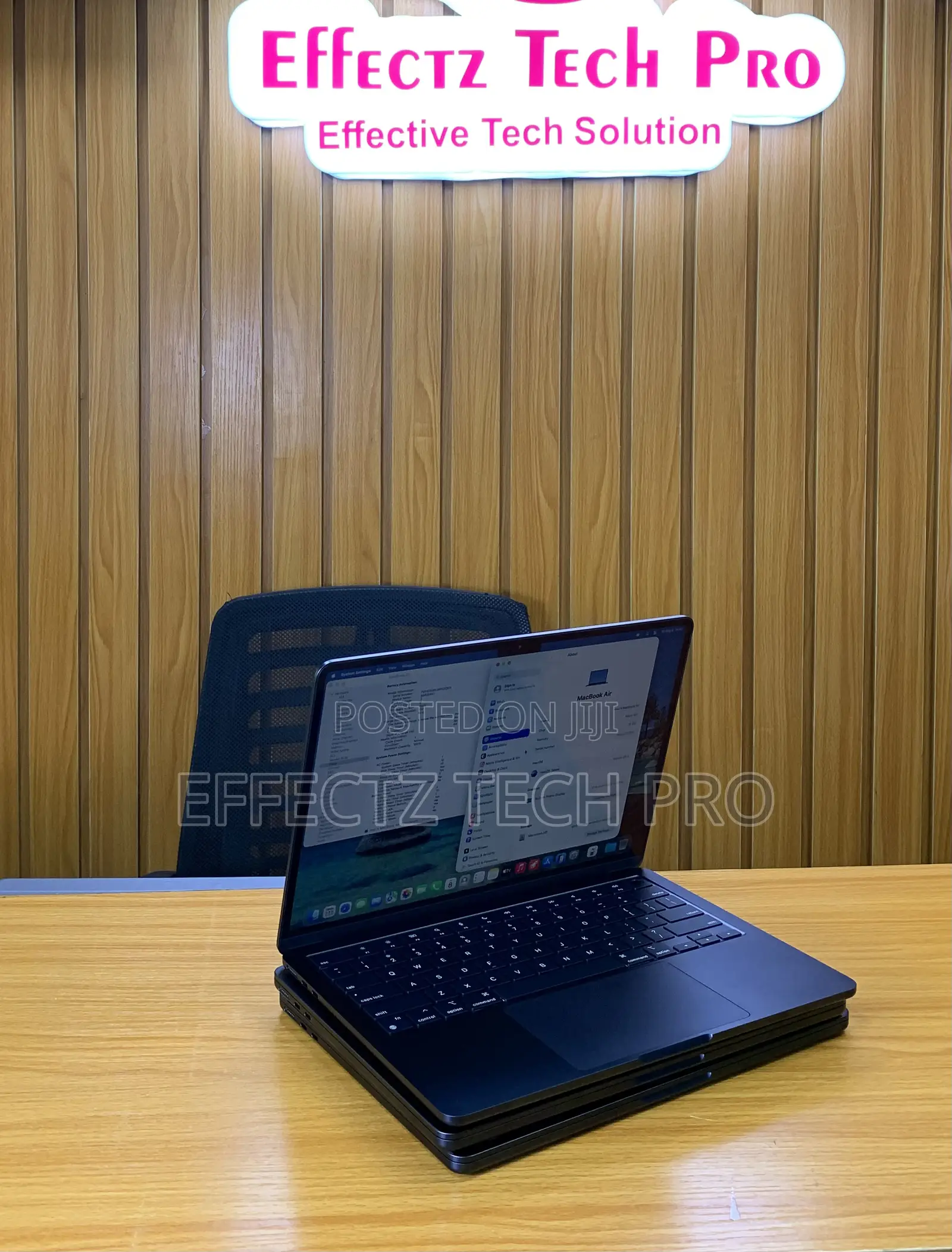 Laptop Apple MacBook Air 2024 M3 13-inch 16GB Apple M3 SSD 512GB