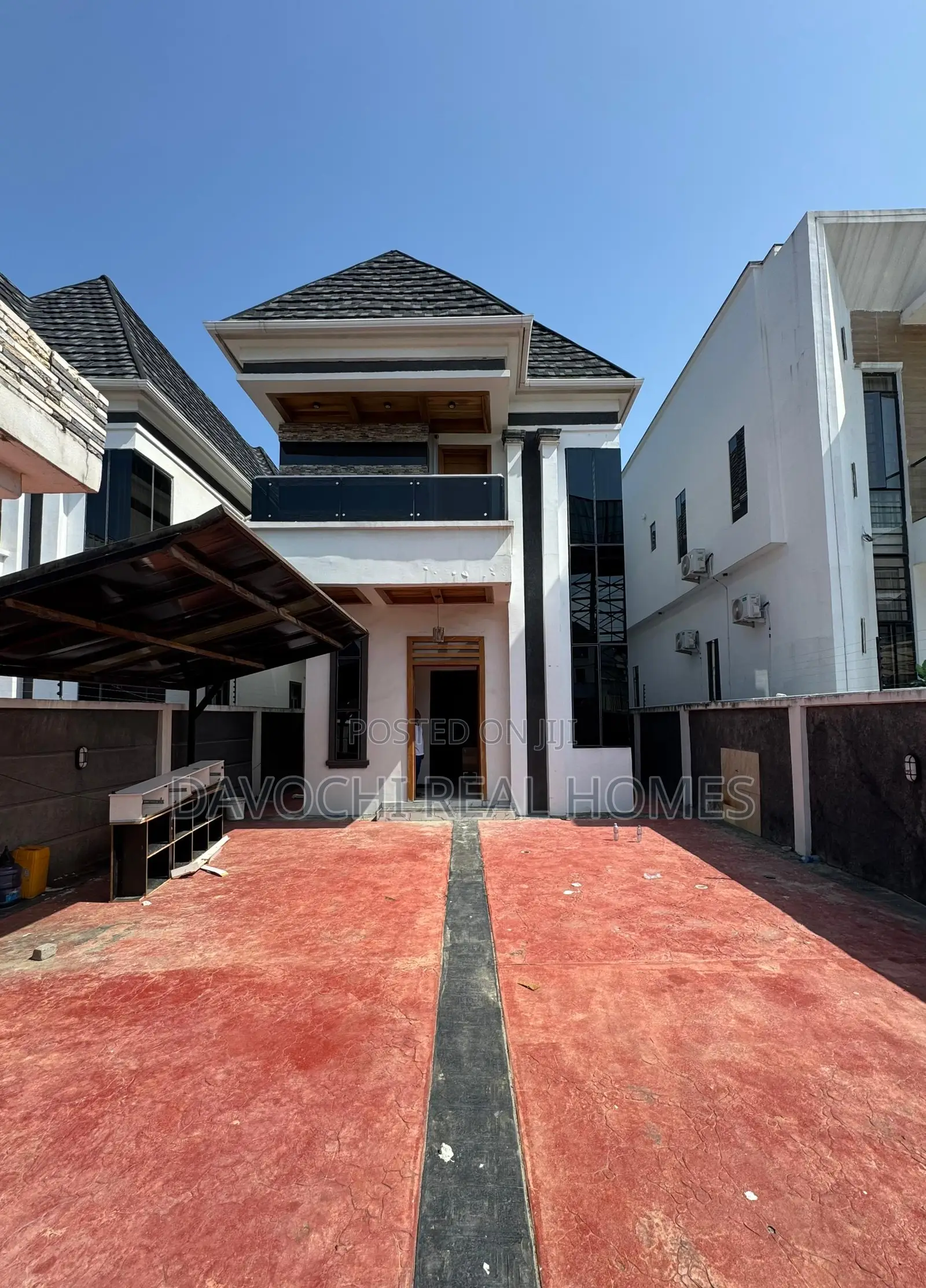 5bdrm Duplex in Orchid Road, Lekki Phase 2 for rent