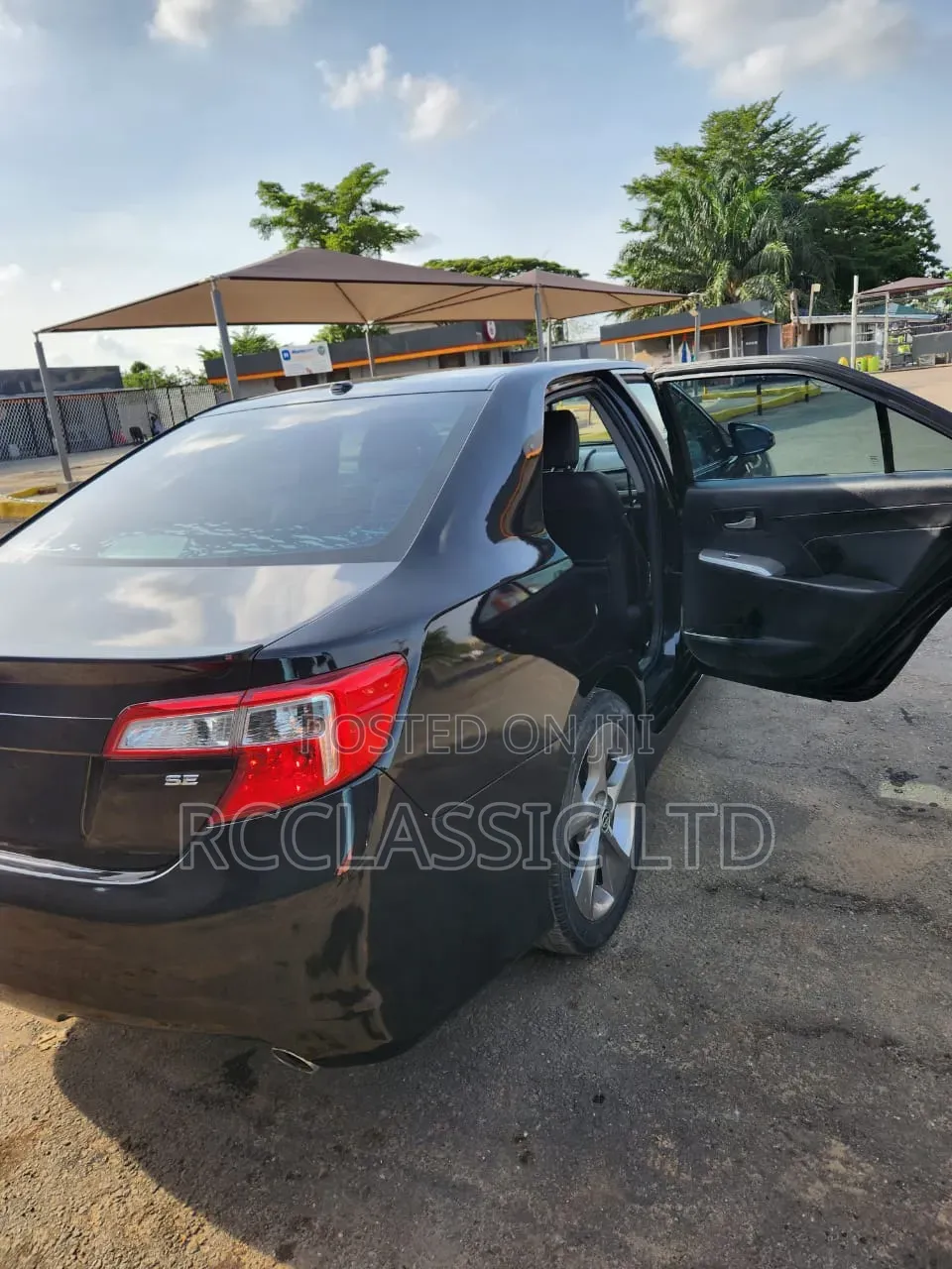 Toyota Camry SE 4dr Sedan (3.5L 6cyl 6A) 2014 Black