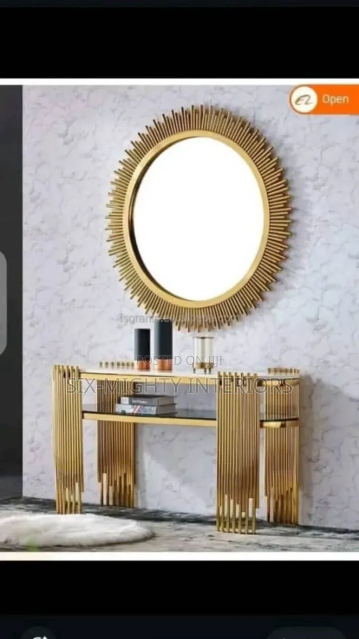 Morden Console With Mirror
