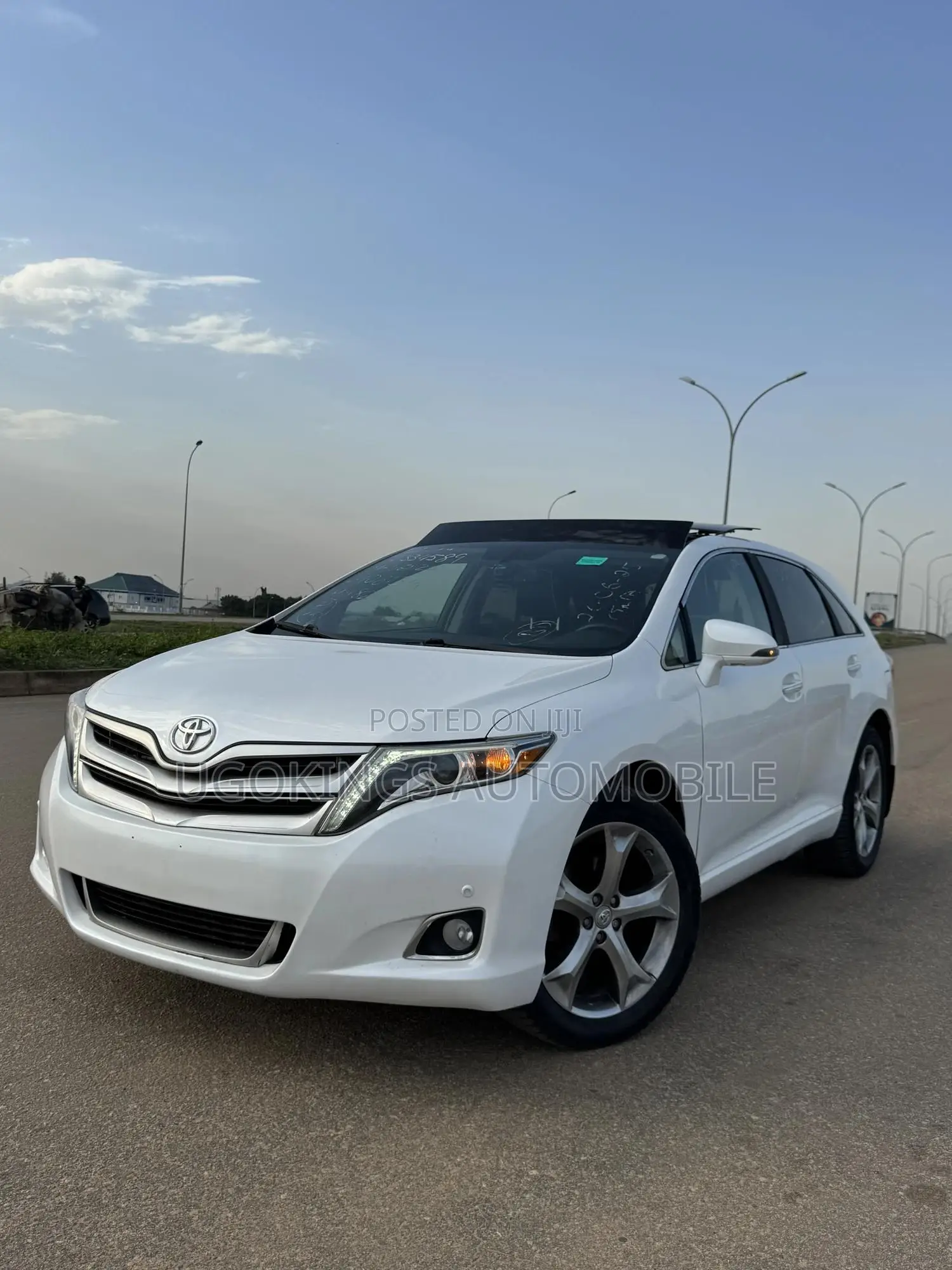 Toyota Venza Limited 2014 White