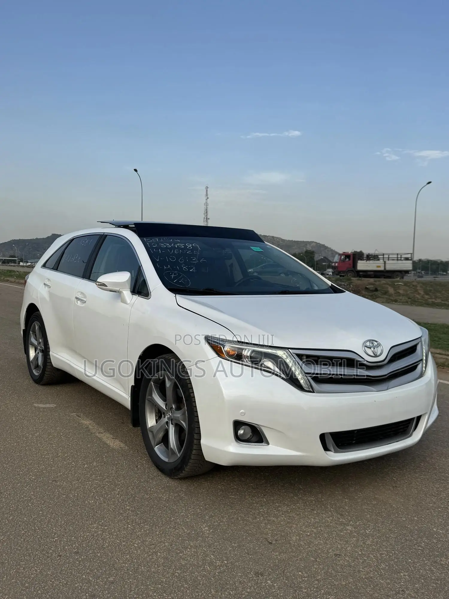 Toyota Venza Limited 2014 White