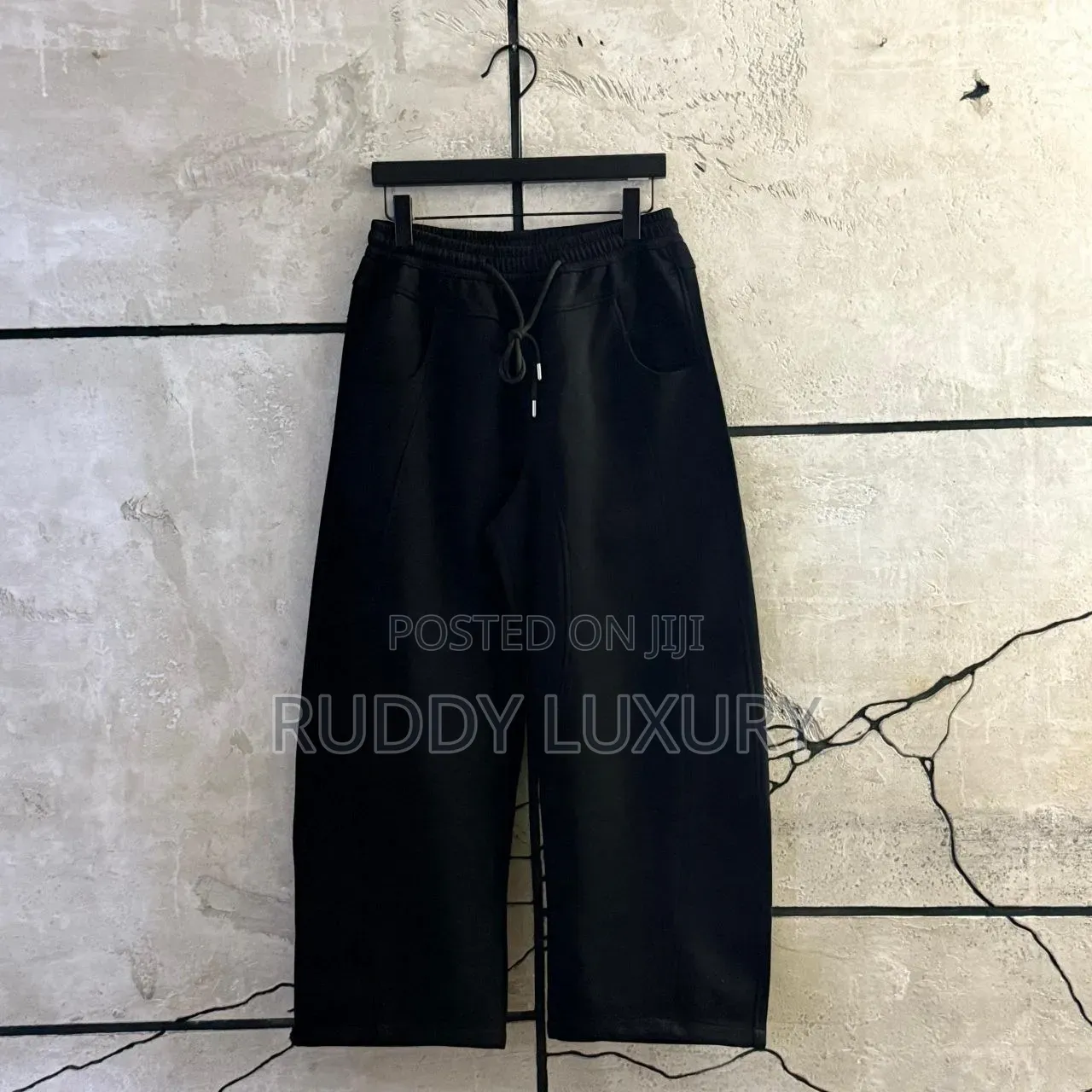 Relaxed Fit Drawstring Trousers