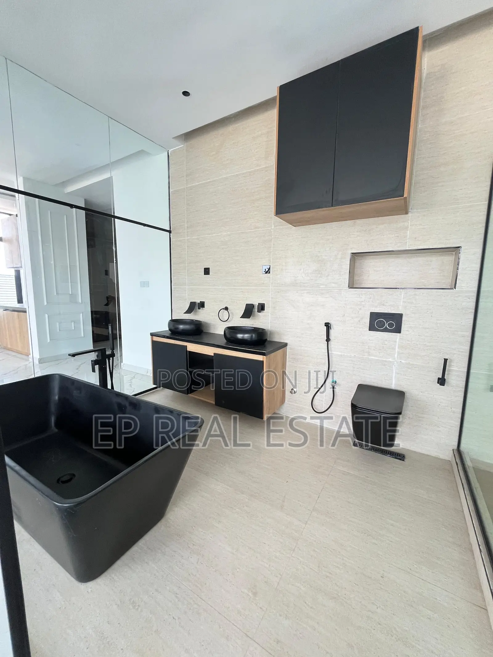 5bdrm Duplex in Apo Resettlement for sale