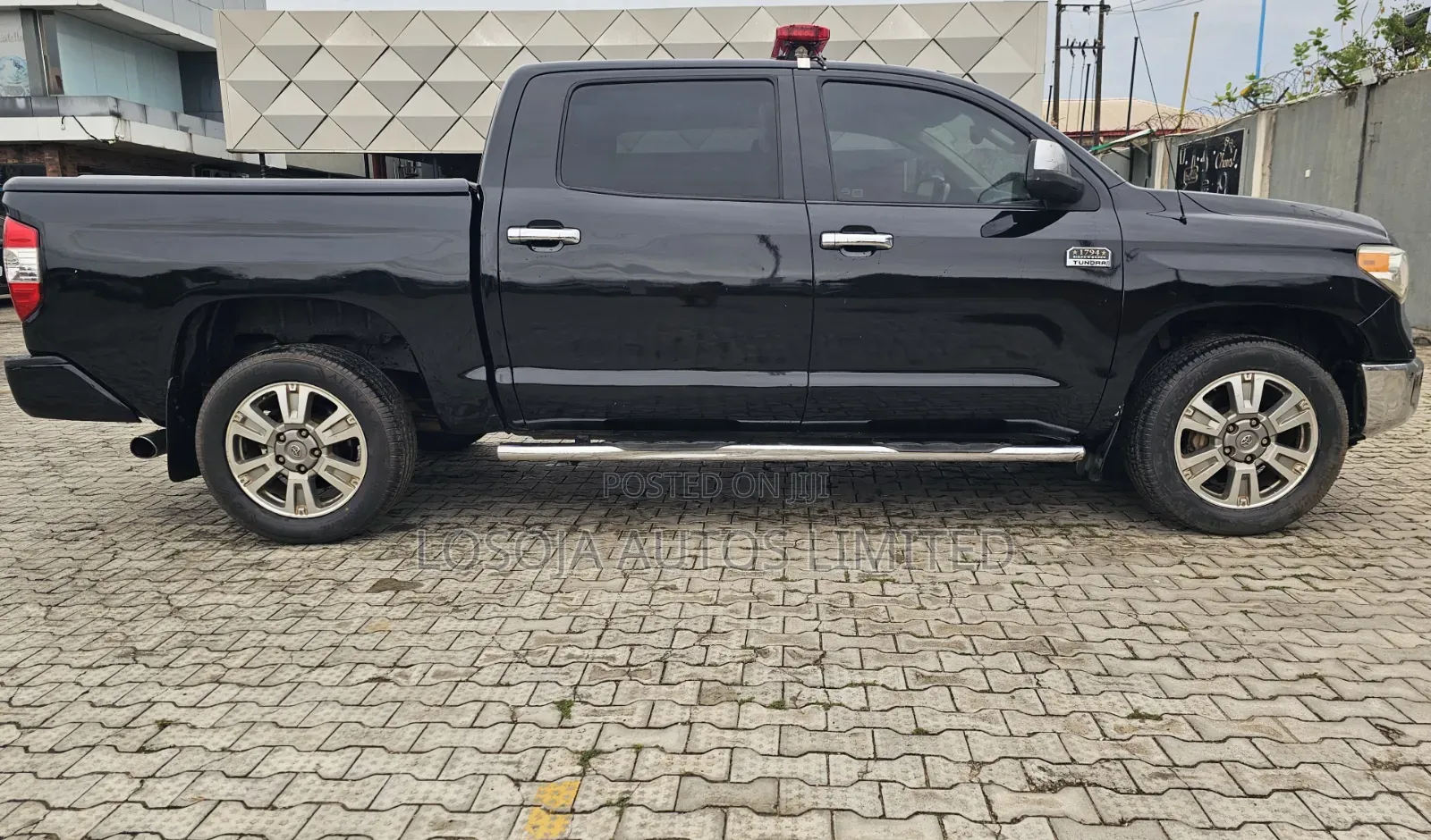 Toyota Tundra 2018 Black