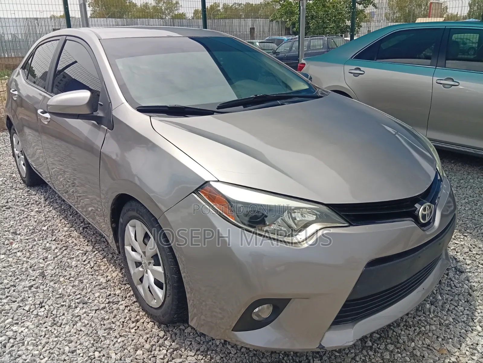 Toyota Corolla LE 4dr Sedan (1.8L 4cyl CVT) 2015 Gray