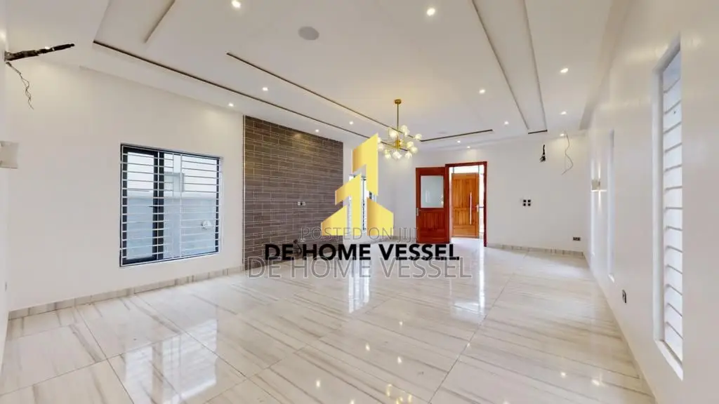 5bdrm Duplex in Agungi for sale
