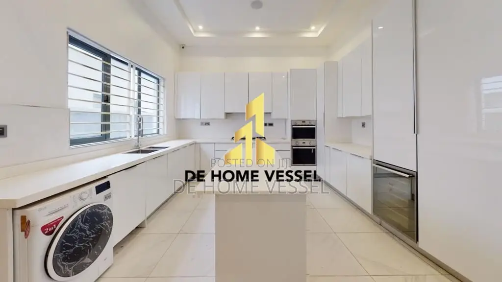 5bdrm Duplex in Agungi for sale