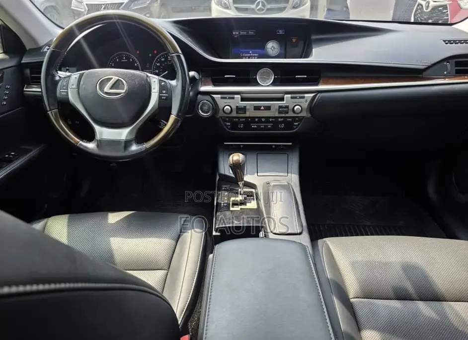 Lexus ES 350 FWD 2015 Gray