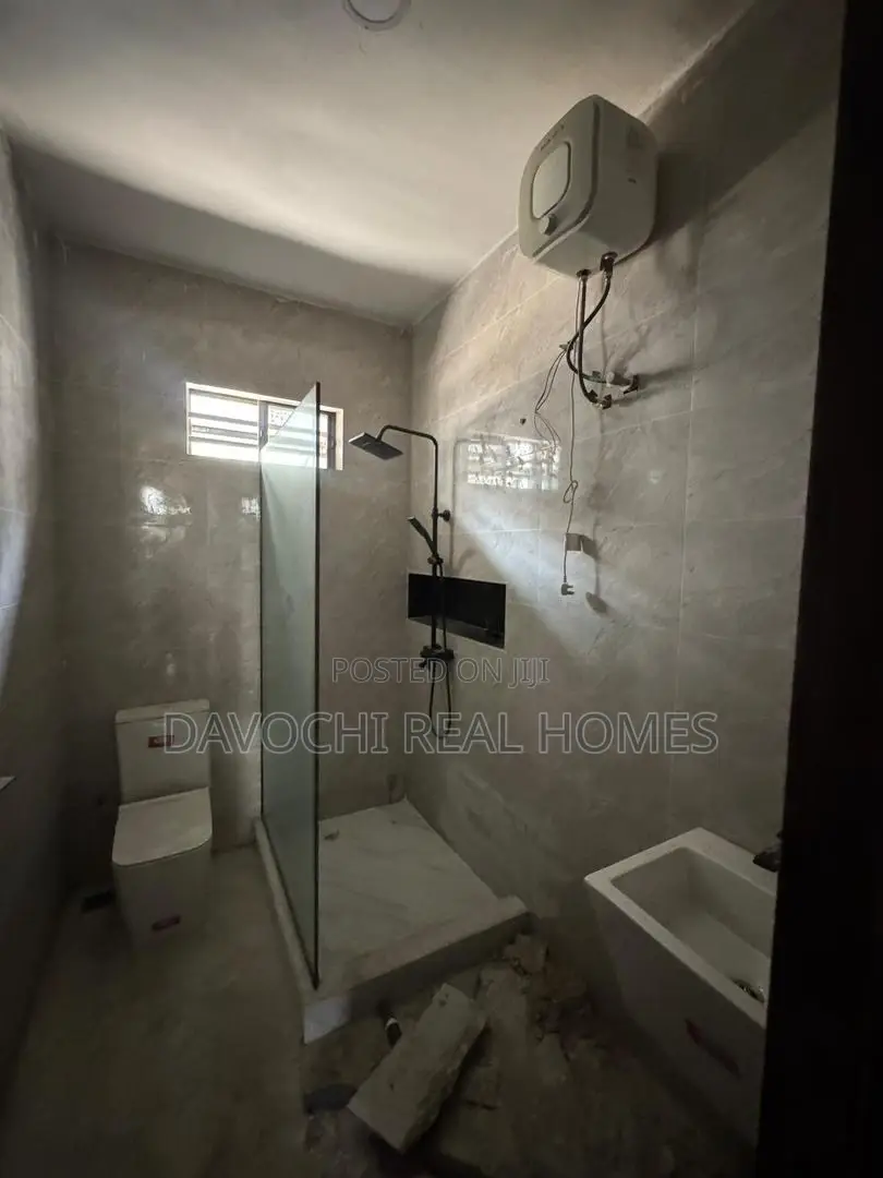 2bdrm Block of Flats in Ikate Lekki for rent
