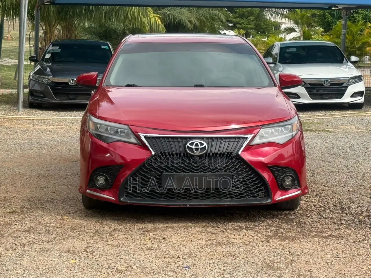 Toyota Camry XLE 4dr Sedan (2.5L 4cyl 6A) 2013 Red