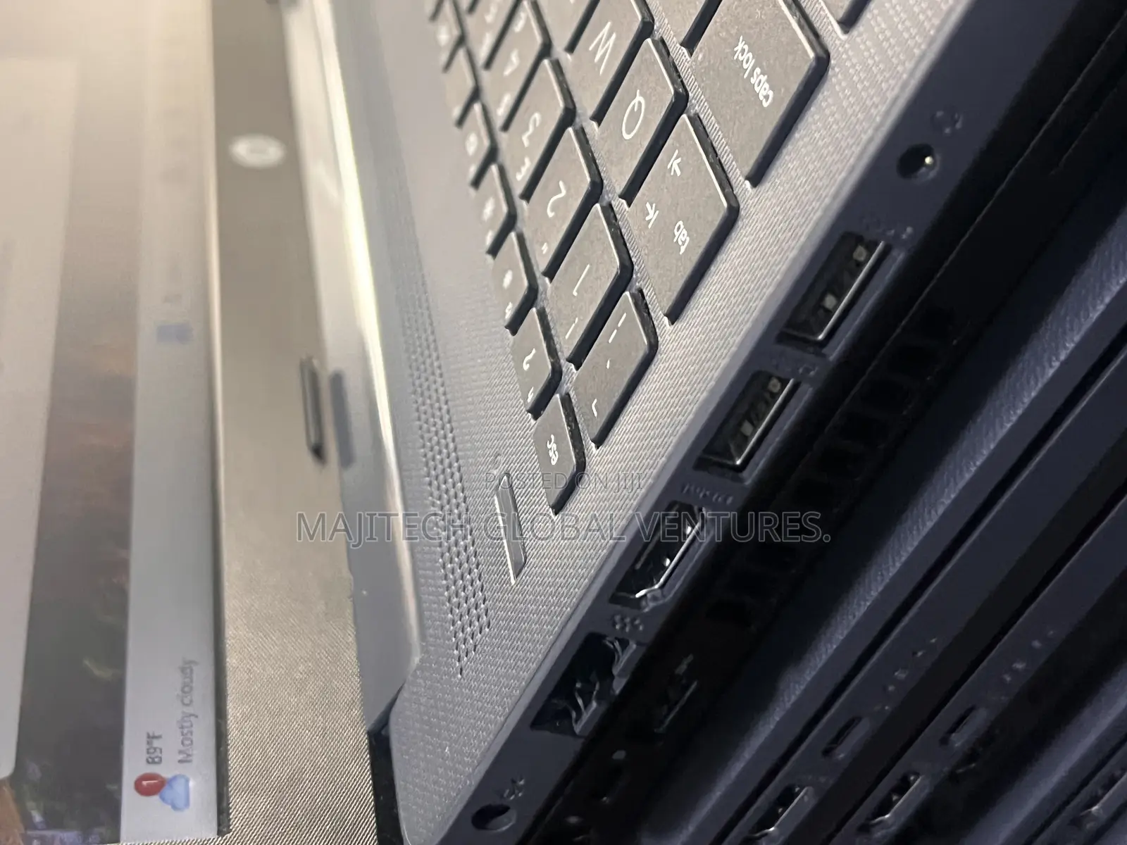 Laptop HP 255 8GB AMD Ryzen 5 SSD 256GB