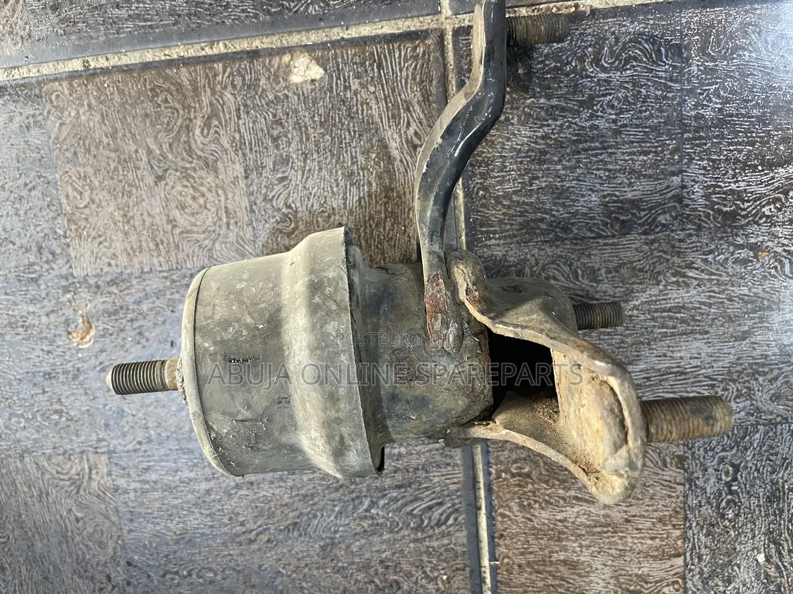 Engine Seat