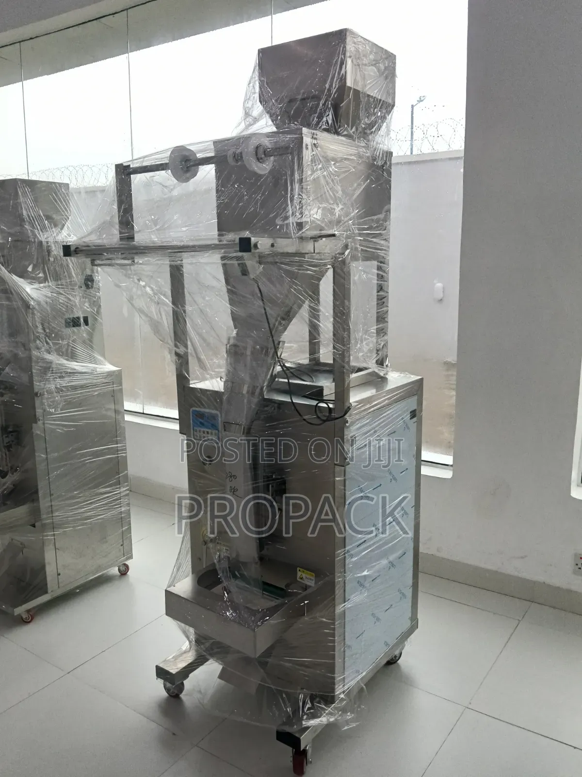 Automatic Sachet Packaging Machine FZL 1000 – For Powder and Granules,