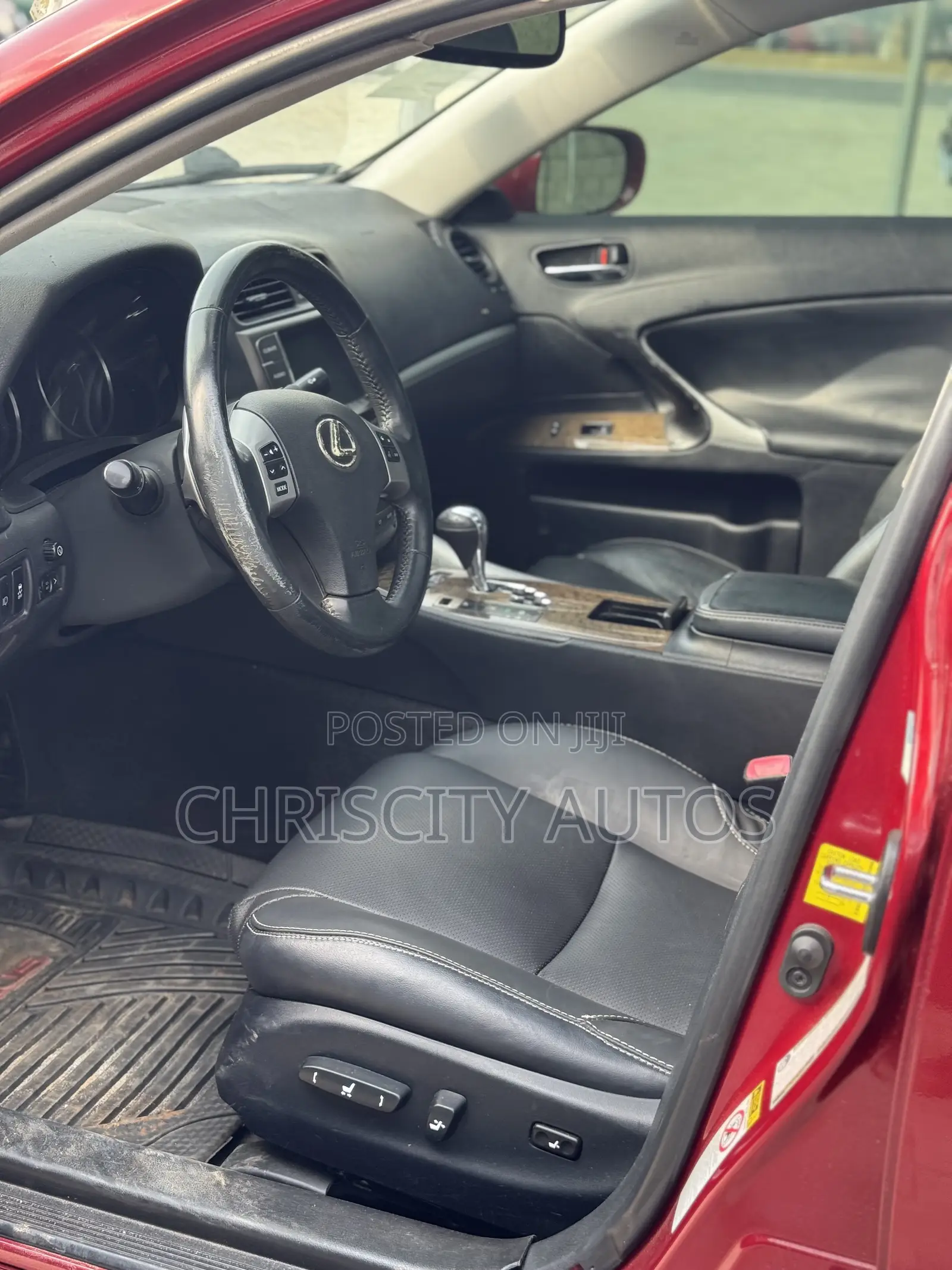 Lexus IS 350 2012 Red