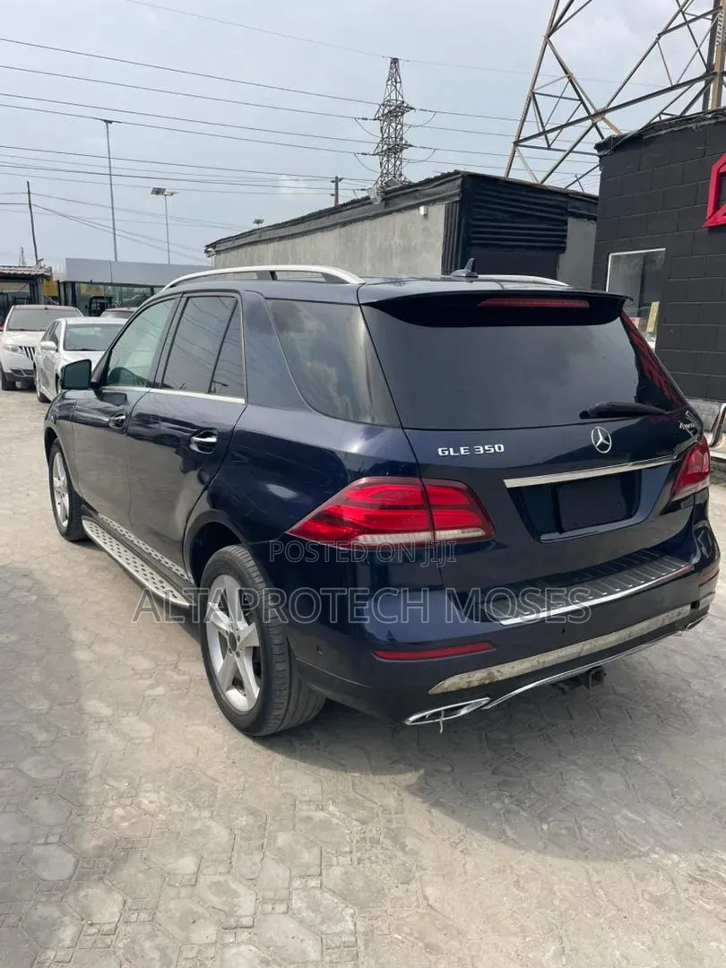 Mercedes-Benz GLE-Class GLE 350 2018 Blue