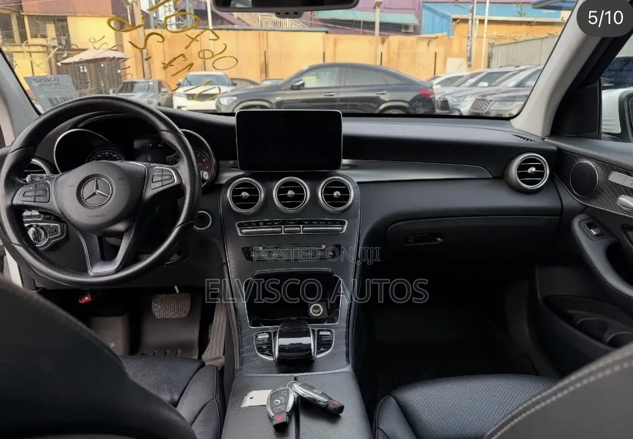 Mercedes-Benz GLC-Class 2017 White