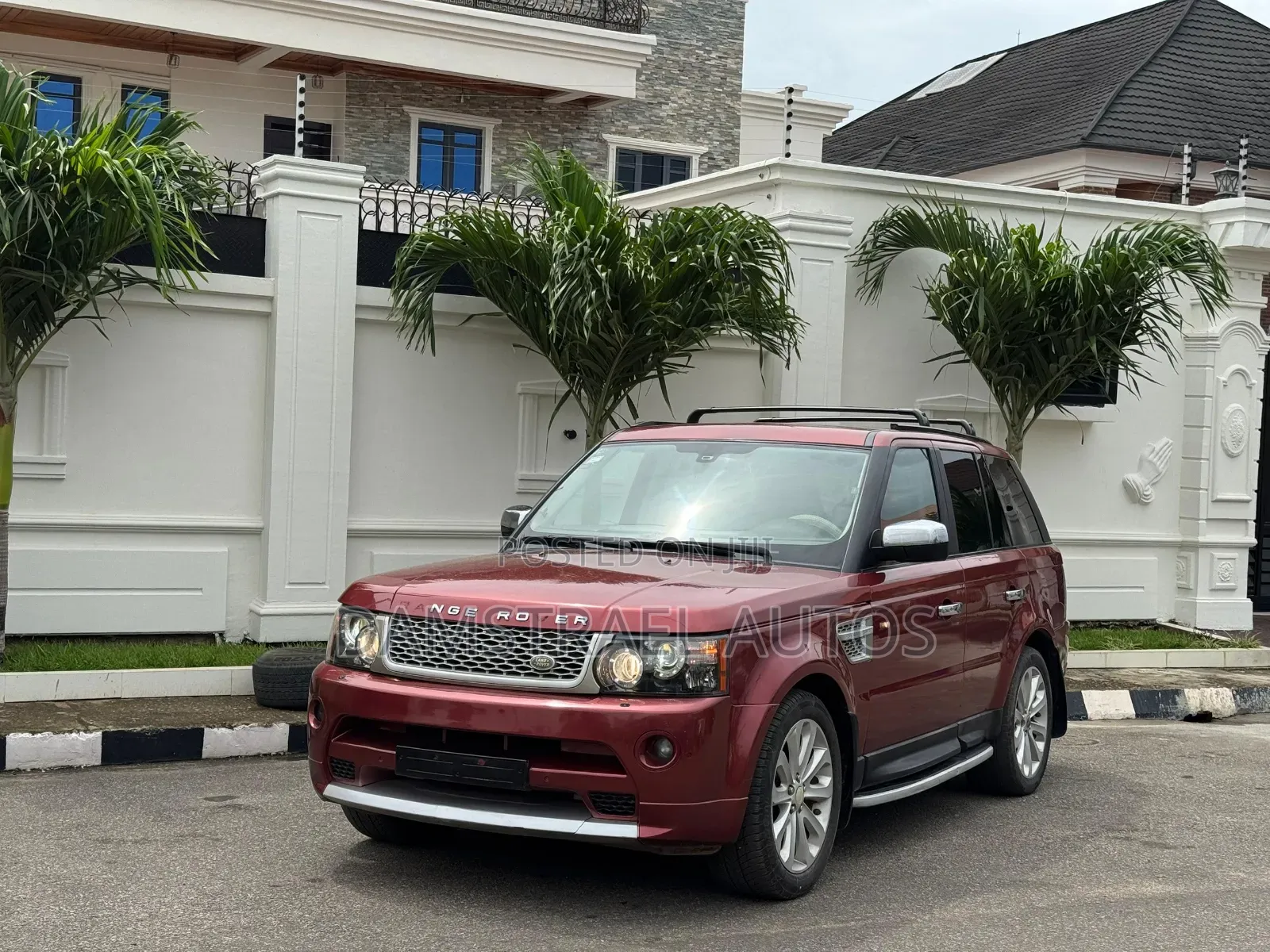 Land Rover Range Rover 2009 Red