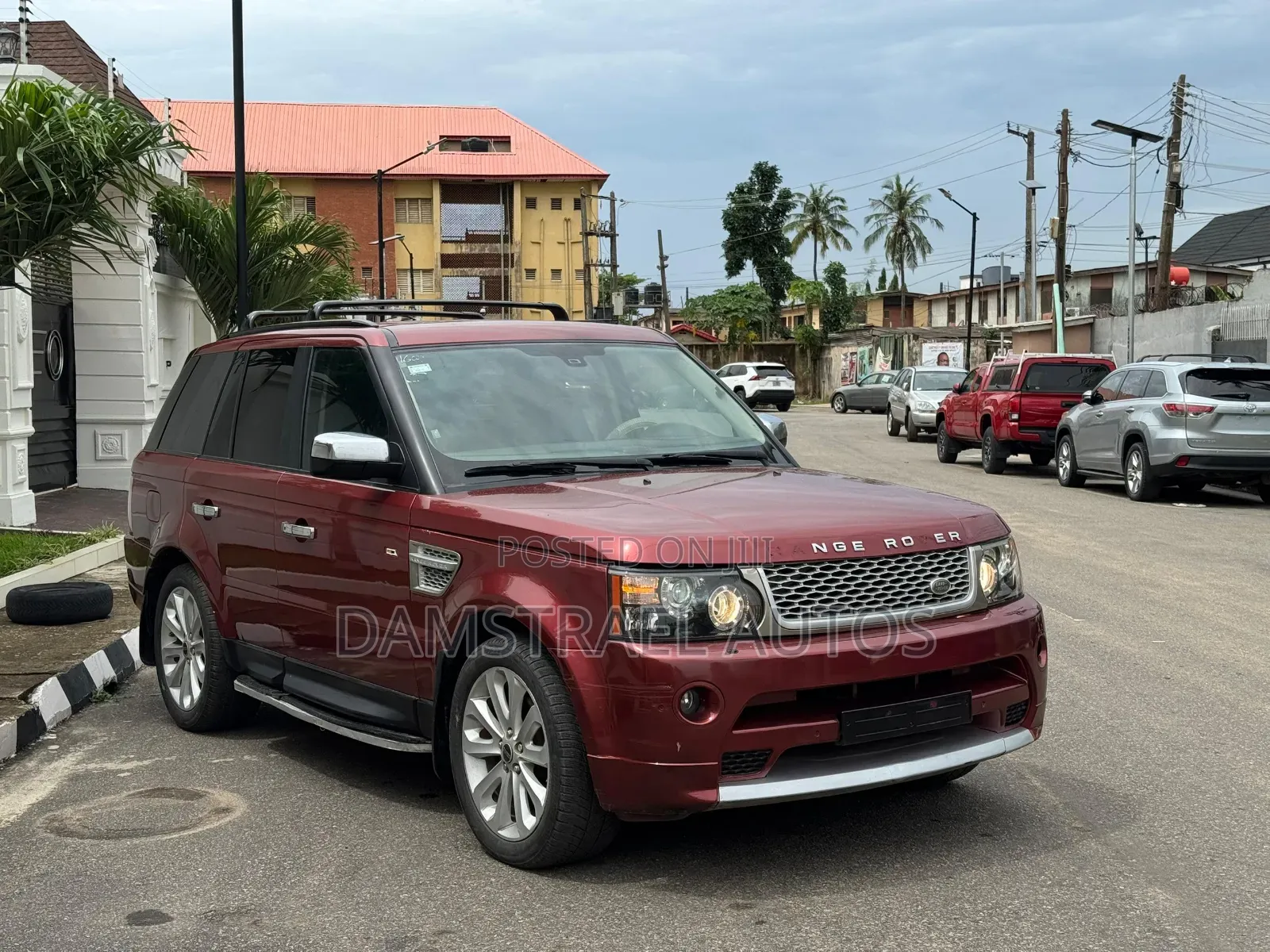 Land Rover Range Rover 2009 Red