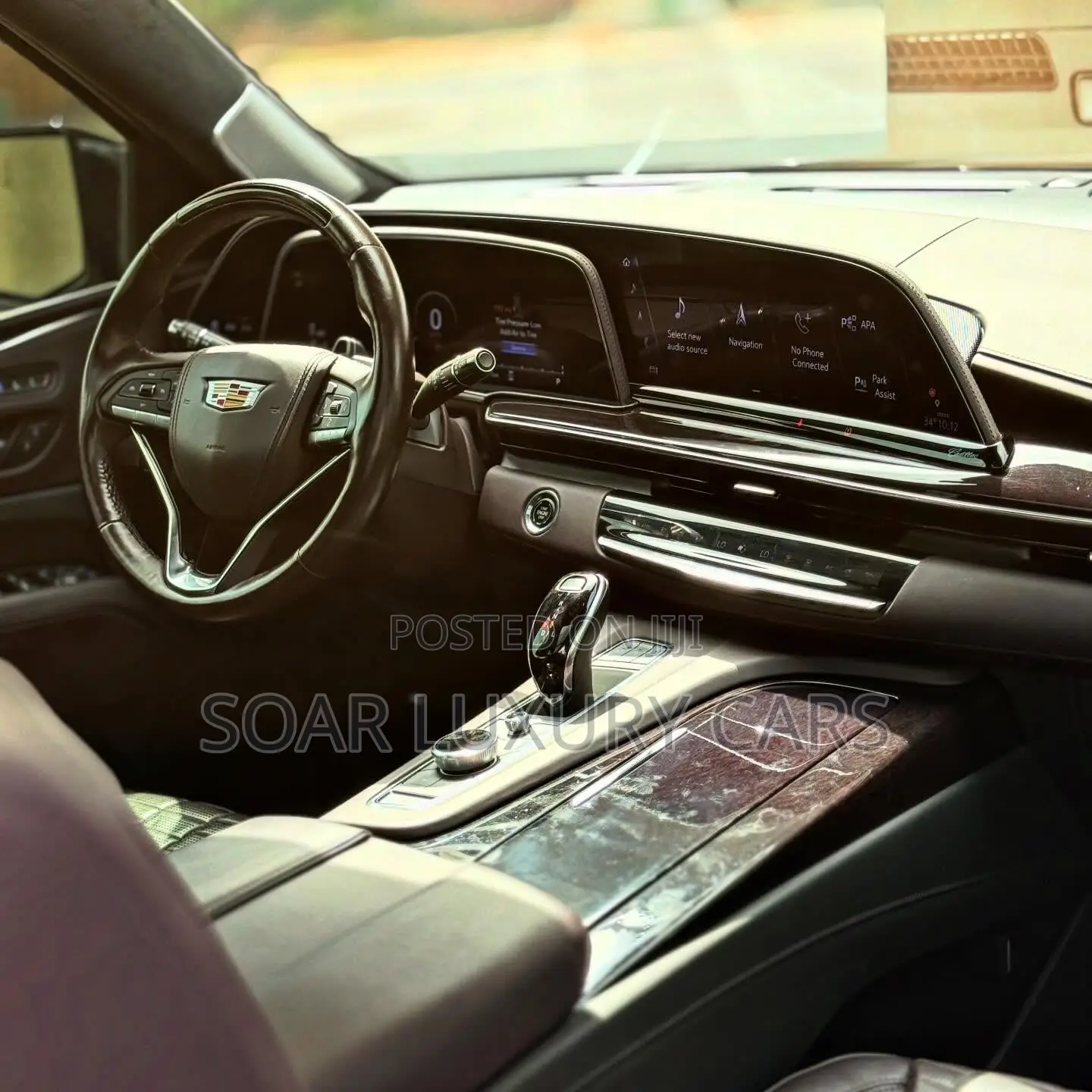 Cadillac Escalade ESV Premium Luxury Platinum 4WD 2024 Black
