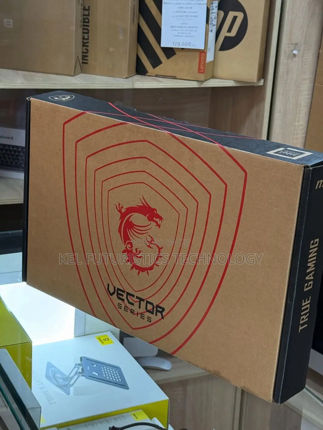 New Laptop MSI Vector 16 HX AI A2XWIG 16GB Intel Core Ultra 9 SSD 1T
