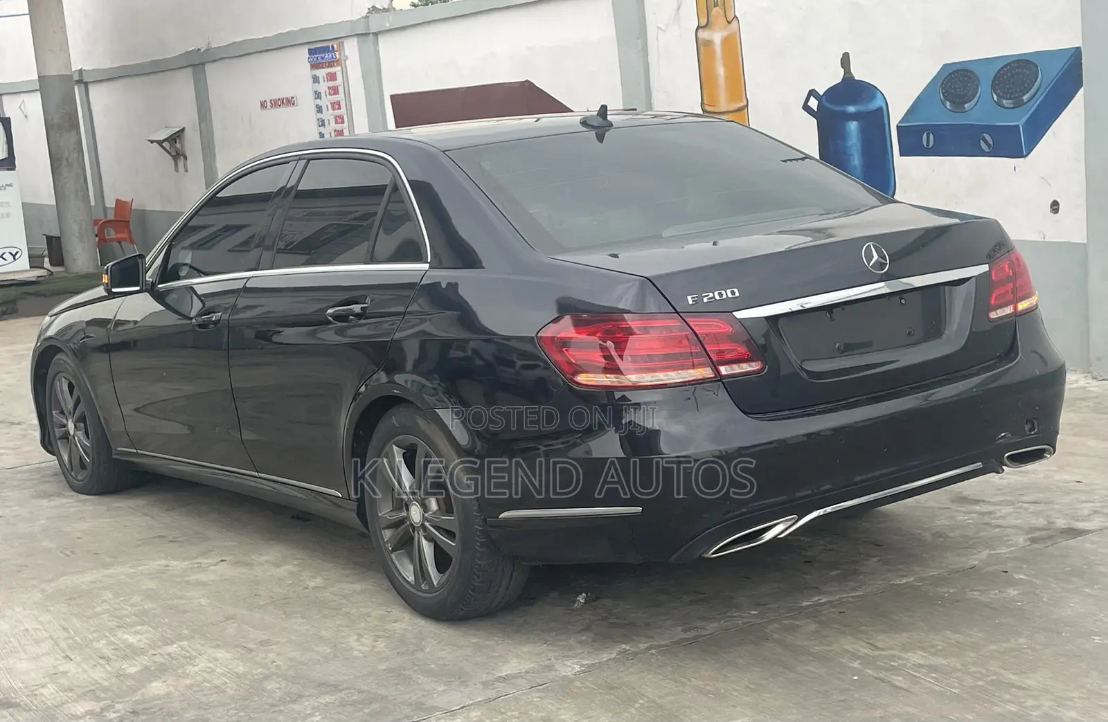 Mercedes-Benz E200 2014 Black