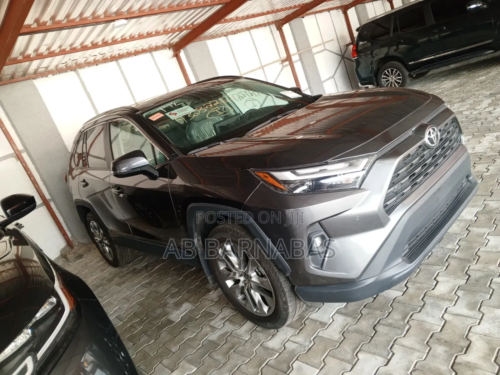 Toyota RAV4 XLE AWD 2024 Gray